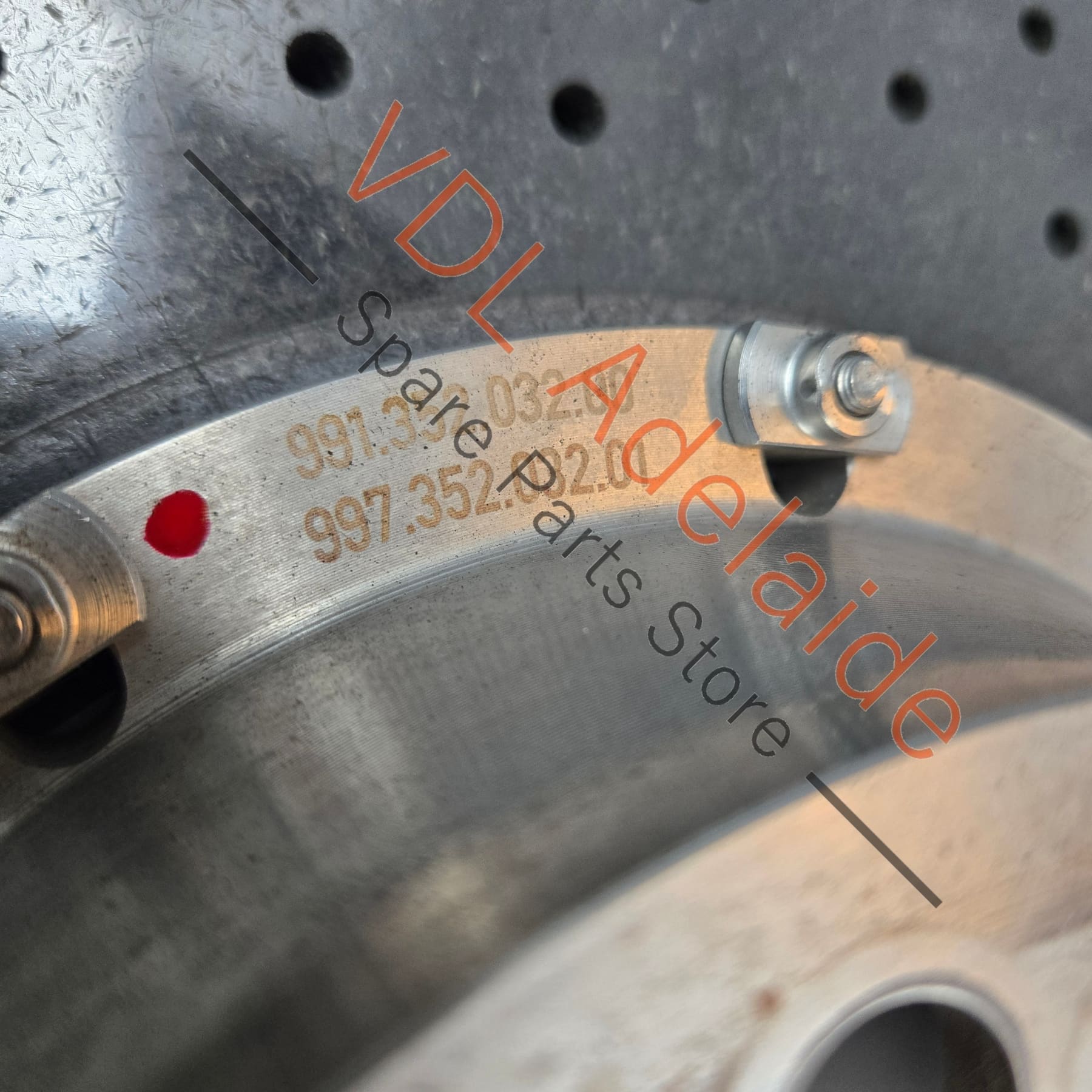 99135203200 99735203200 99135203201 99735203201 Porsche 911 Rear Right Carbon Ceramic Disc Brake Rotor 99135203200 99735203200