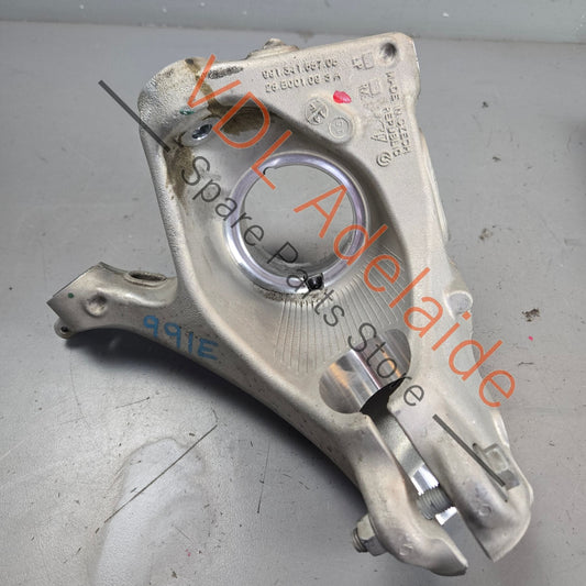 99134115706 99134115705   Porsche 911 Front Left Wheel Hub Knuckle Bearing Housing 99134115705 99134115706 99134165706