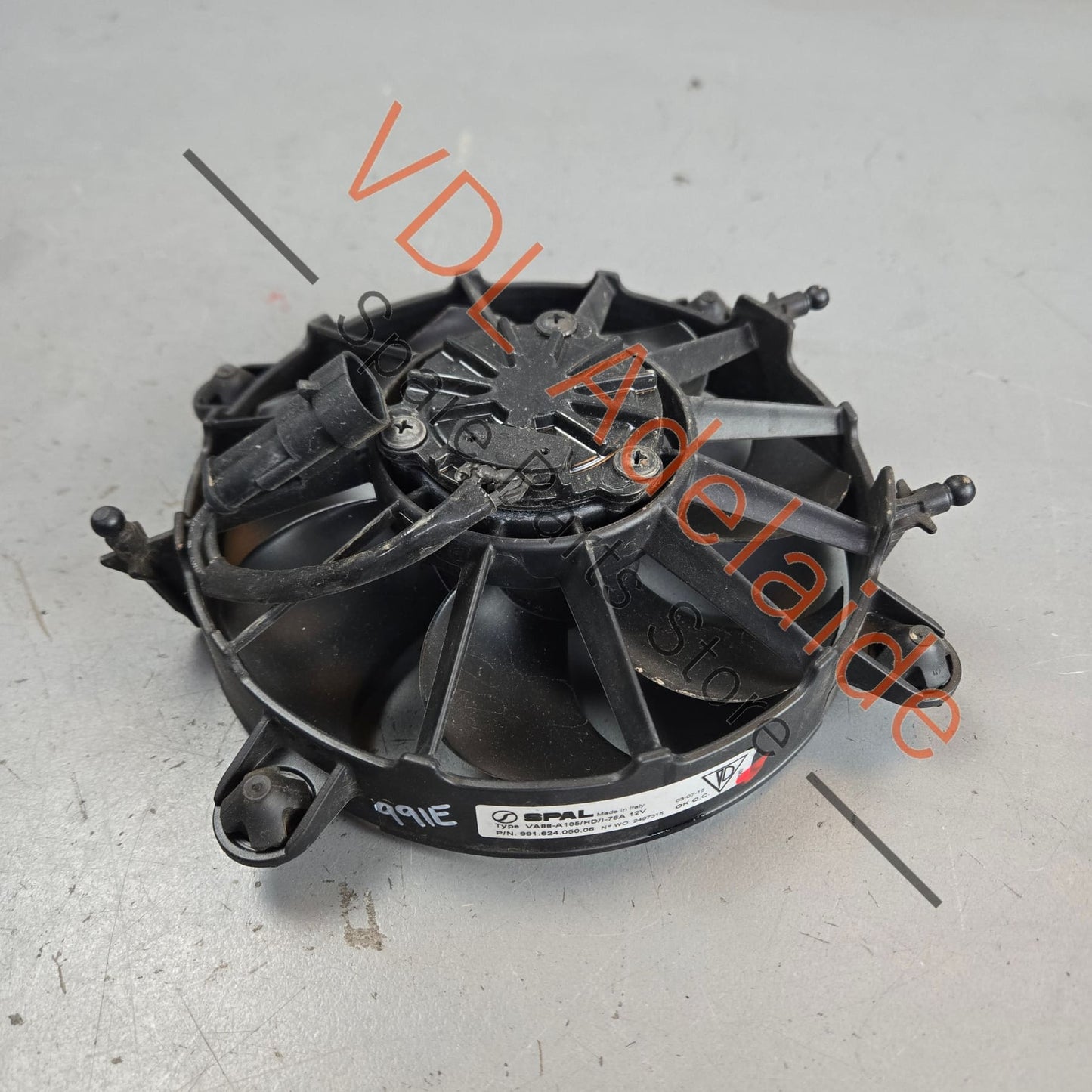 99162405006 99162405003   Porsche 911 SPAL Engine Cooling Fan 99162405006 99162405003 99162405005