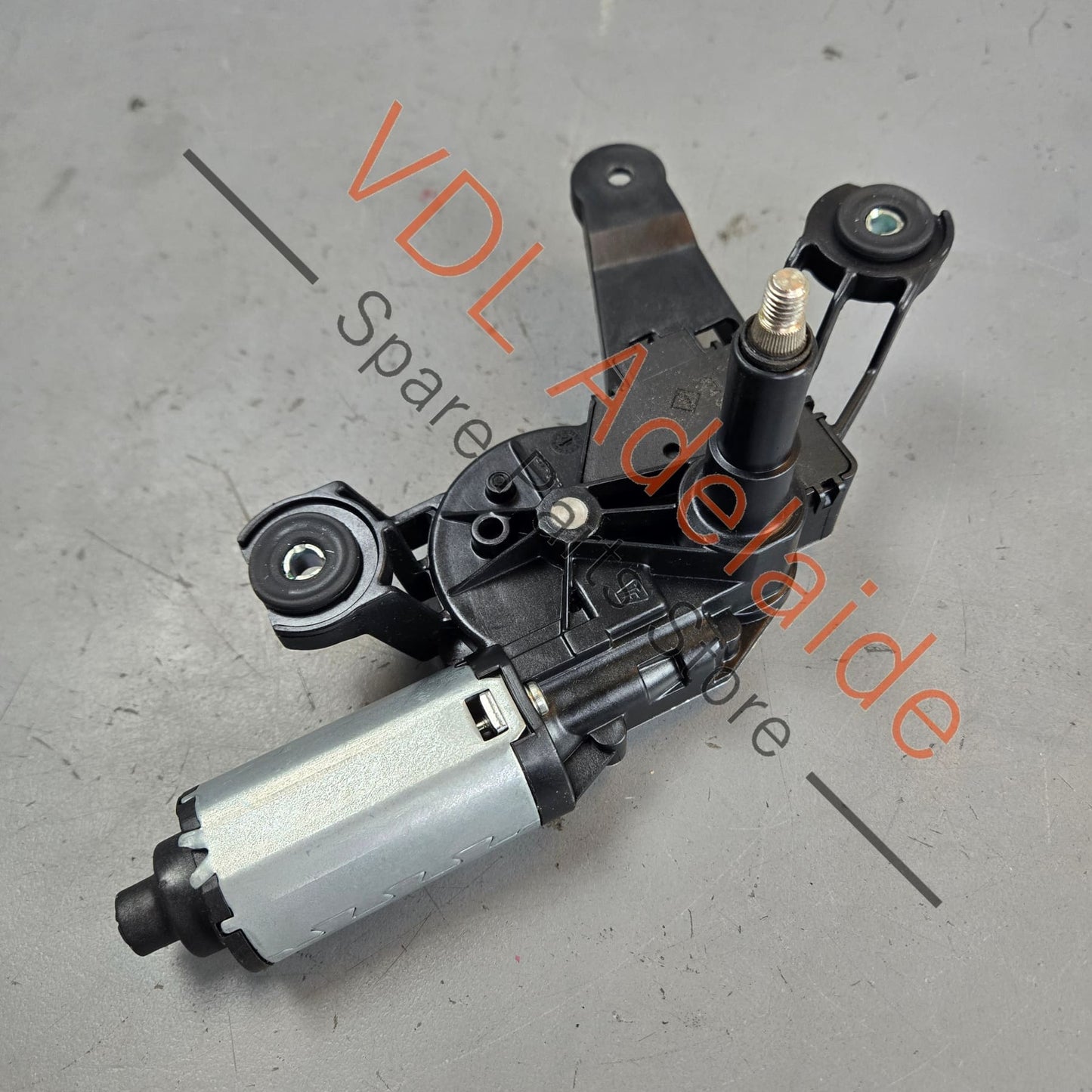 99762808001    Porsche 911 Rear Window Wiper Motor 99762808001