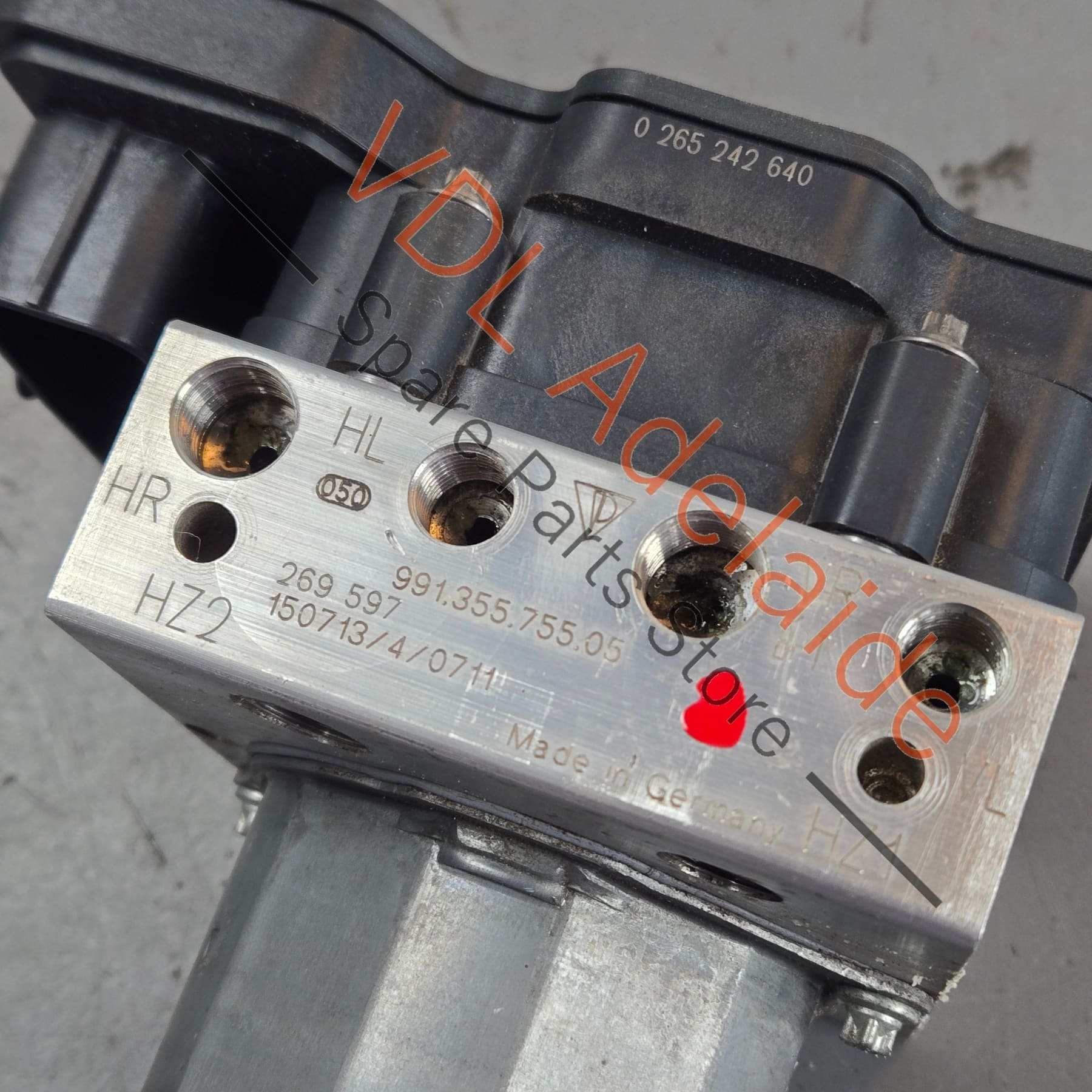 99135595505 99135595508   Porsche 911 991 ABS Brake Pump Module 99135595505