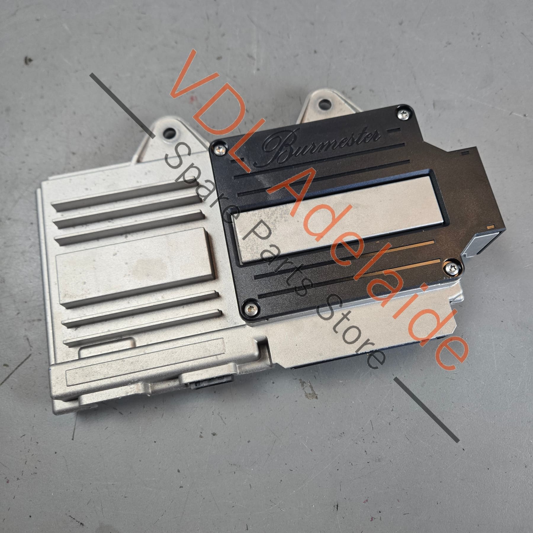 99164544302    Porsche 911 991 Burmester Amplifier Audio Radio 99164544302 Genuine OEM