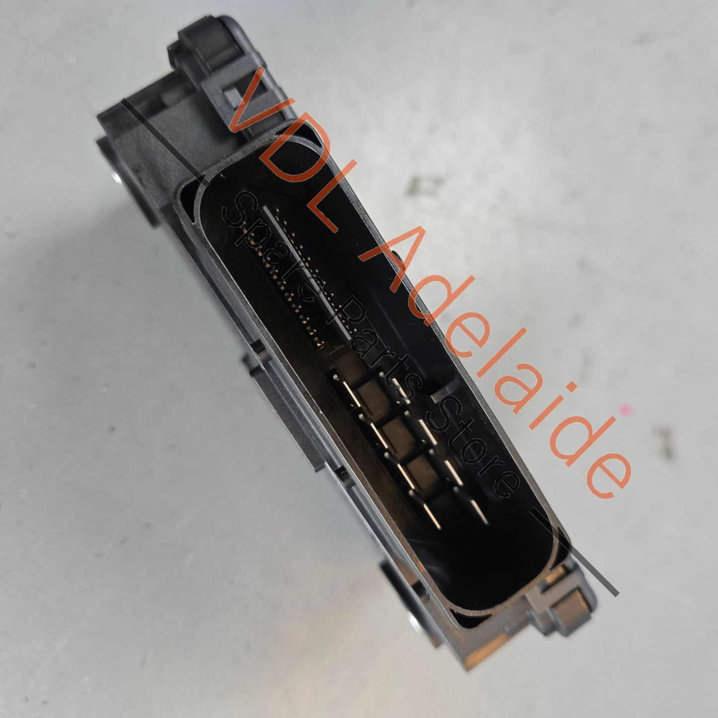 99161814503    Porsche 911 991 Electric Park Brake Control Unit 99161814503 99161814505