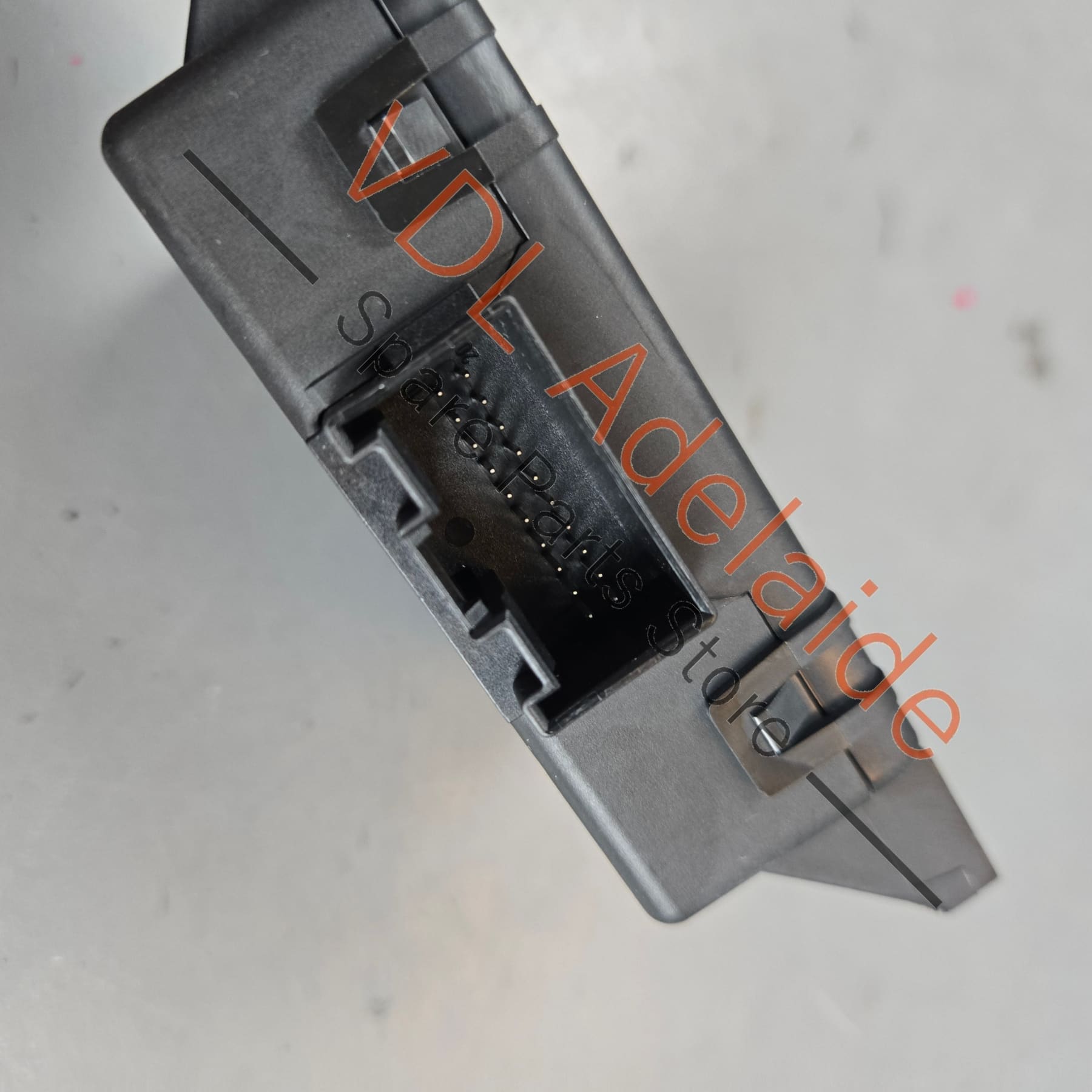 7PP907530S    Porsche 911 991 Gateway Control Unit 7PP907530L 7PP907530R 7PP907530S