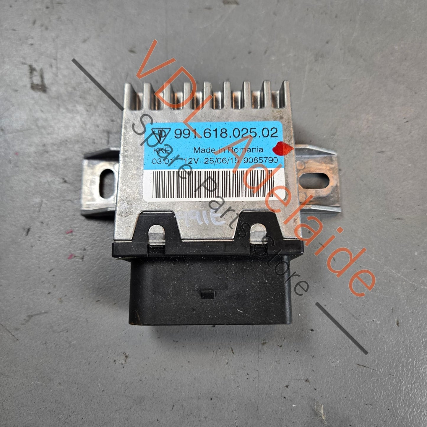 99161802502    Porsche 911 Fuel Pump Control Module Unit 99161802502 99161802504