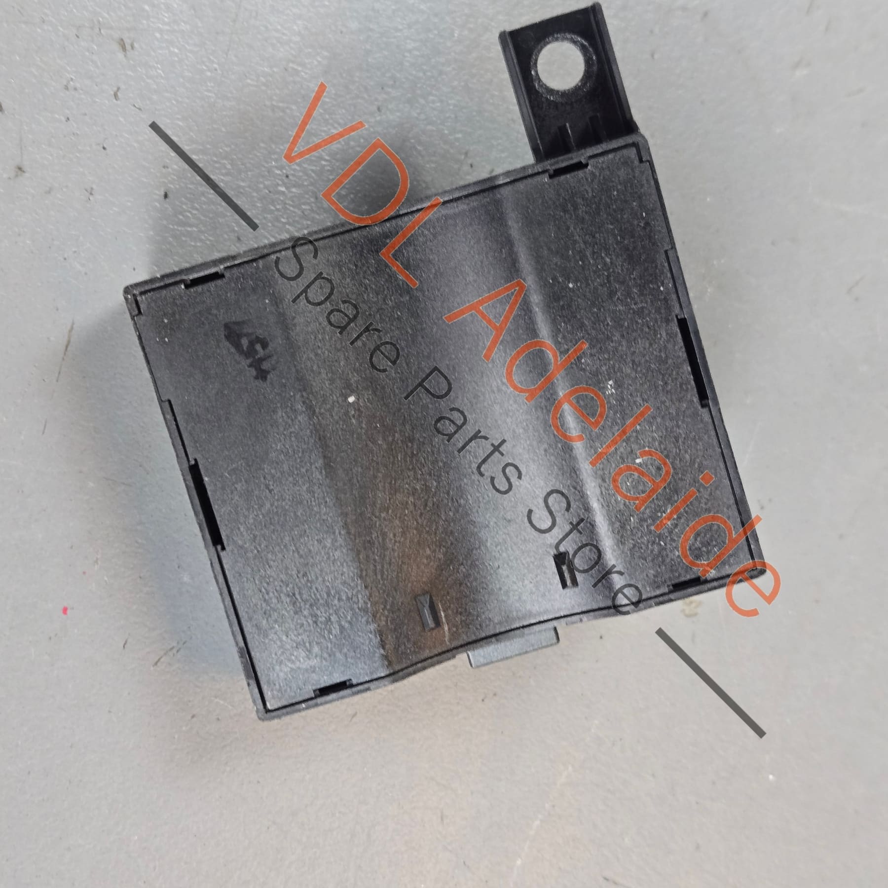 4H0907705K    Porsche 911 991 Electric Steering Column Adjustment Module 4H0907705K