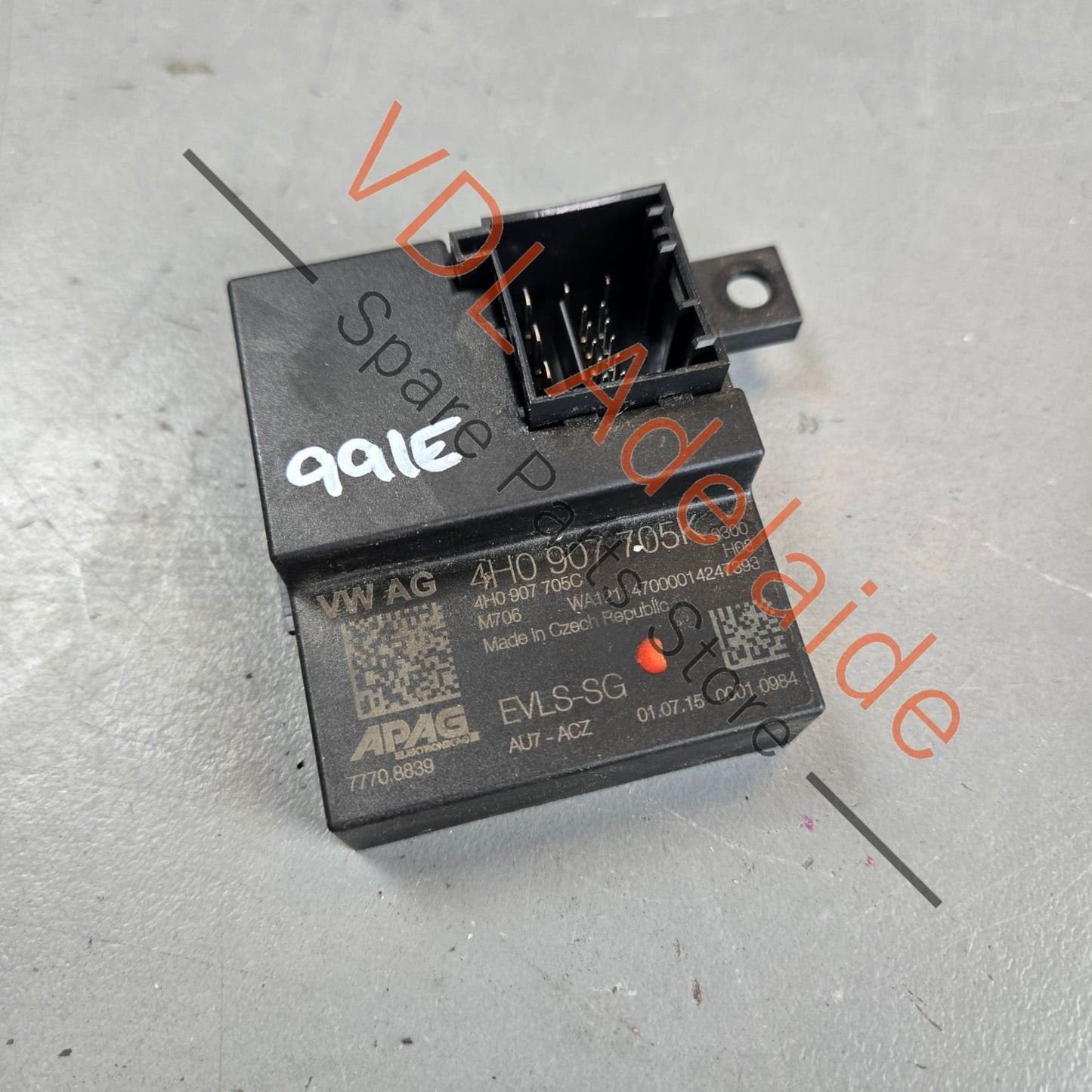 4H0907705K    Porsche 911 991 Electric Steering Column Adjustment Module 4H0907705K