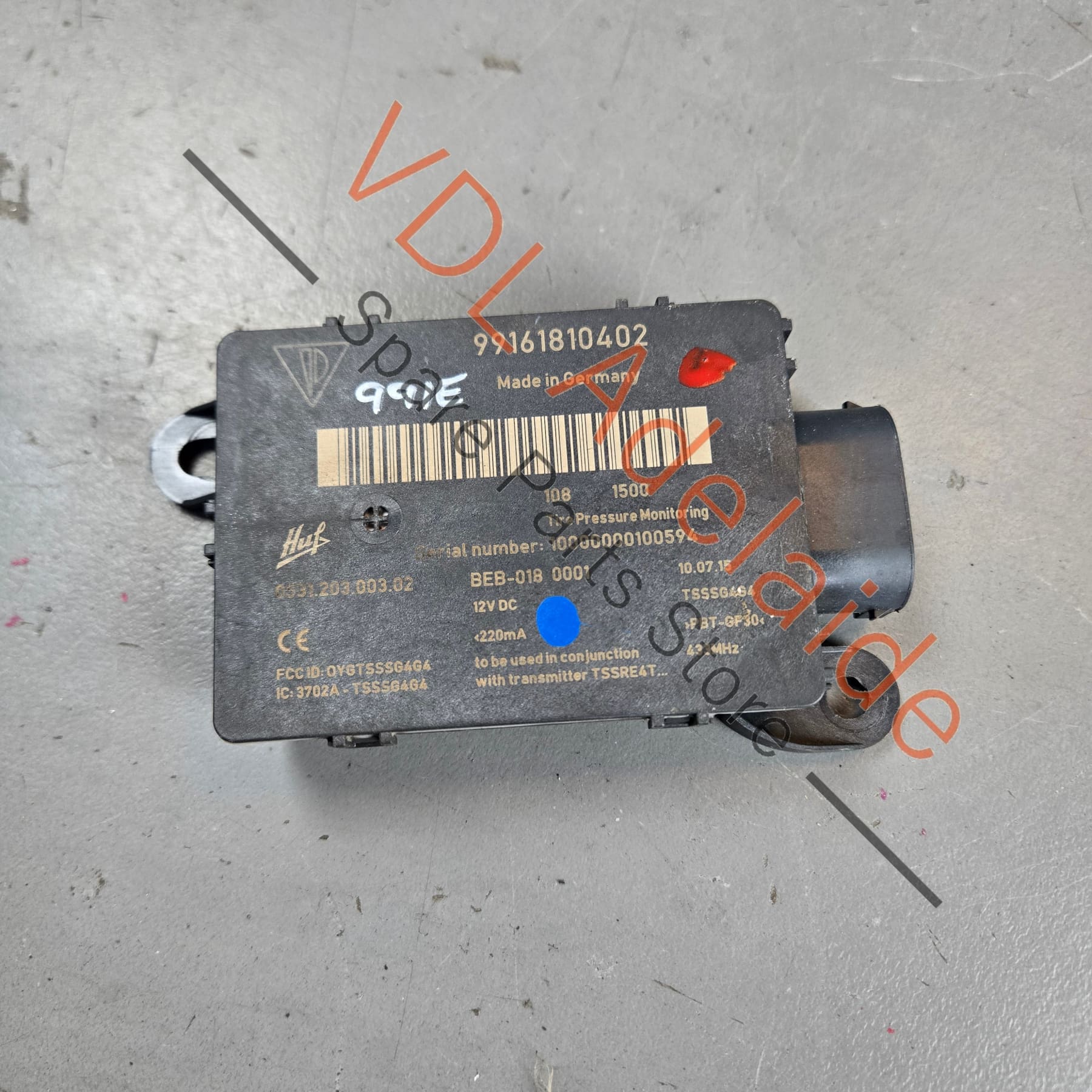 99161810402    Porsche 911 TPMS Module Antenna Receiver 99161810402