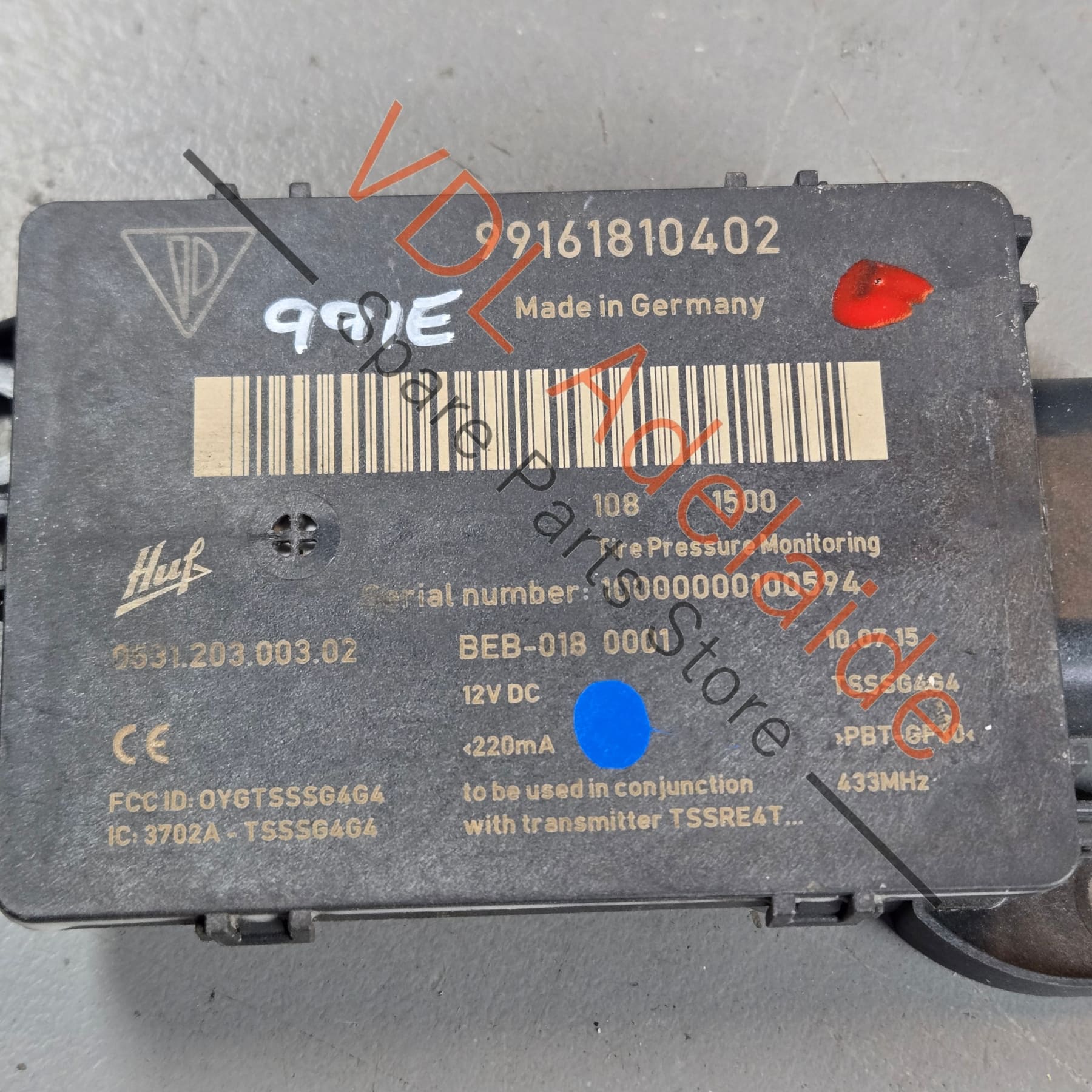 99161810402    Porsche 911 TPMS Module Antenna Receiver 99161810402