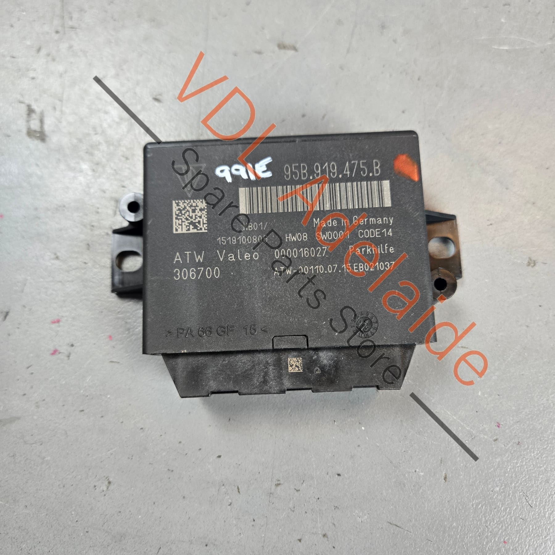 95B919475B    Porsche Control Unit for Parking Sensors 95B919475B