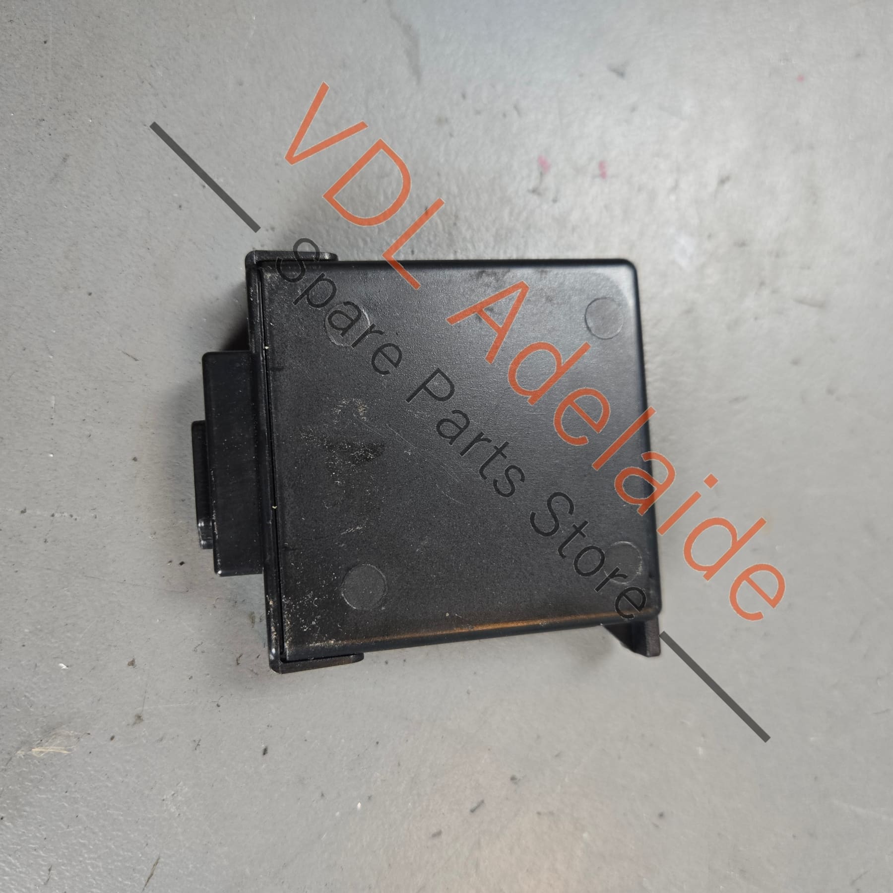 99161821005    Porsche Interior Monitoring Unit 99161821005