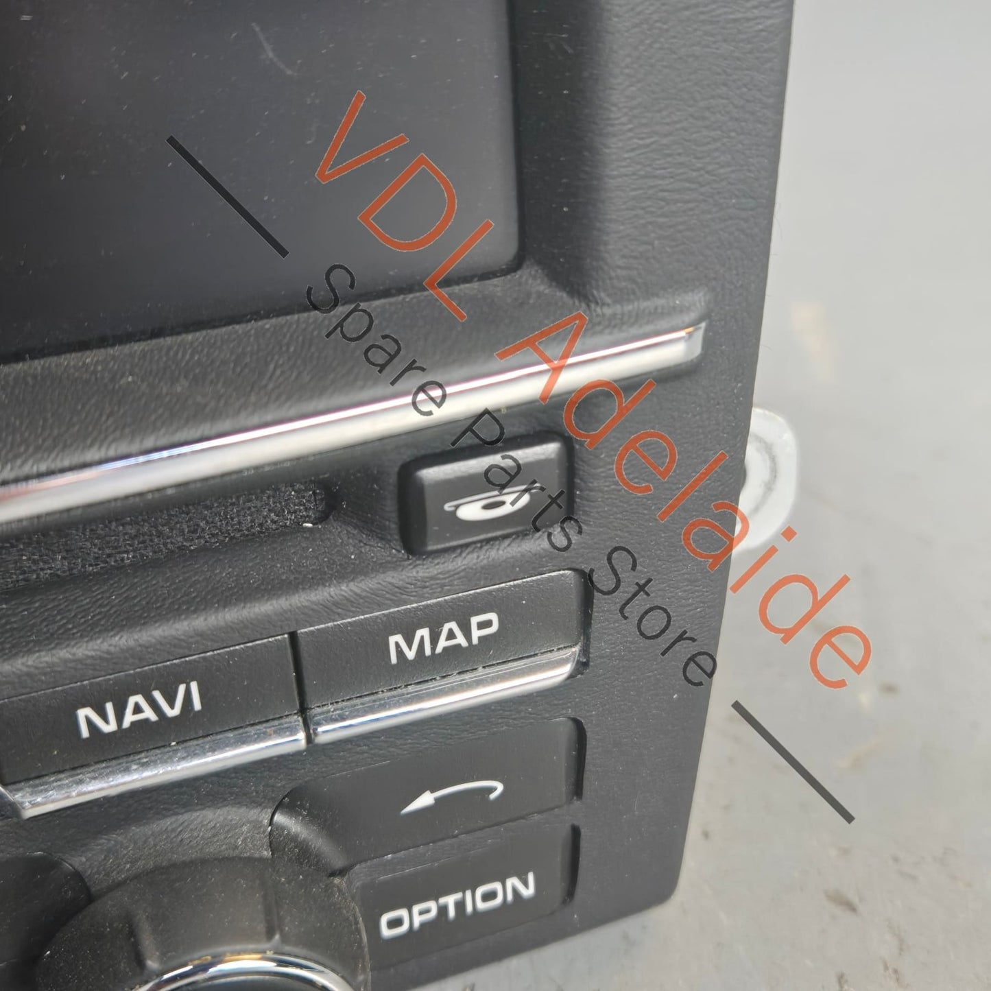 991642950DXDML    Porsche 911 991 PCM Central Screen Radio Nav 991642950DX DML Rare Leather Wrapped Face