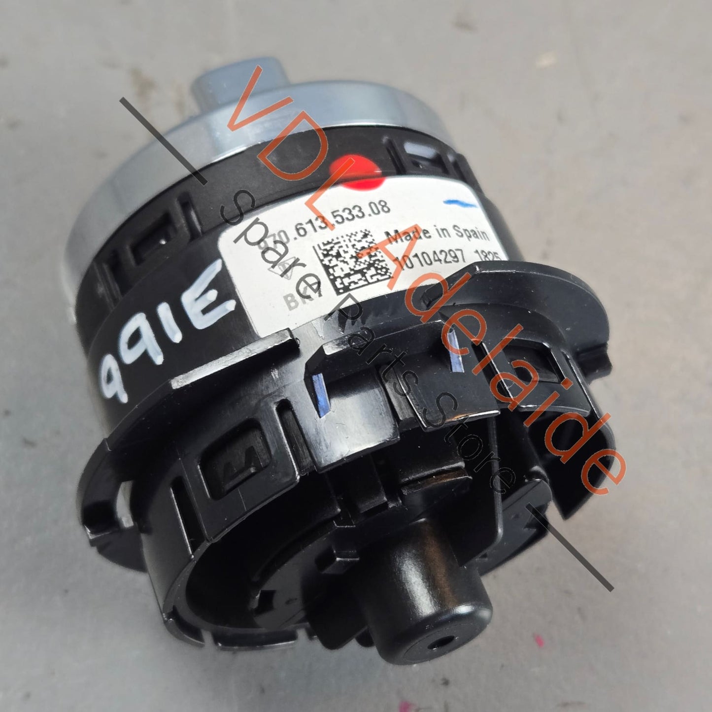 97061353308 97061353309   Genuine OEM Porsche 911 991 Headlight Headlamp Light Switch 97061353308 97061353309