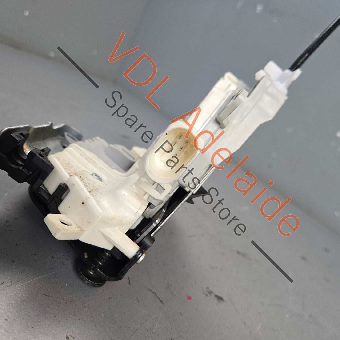 8J2837016E 9A783741605 8J2837016C  Porsche Macan 95B 991.1 Front Right Door Lock Actuator 8J2837016E