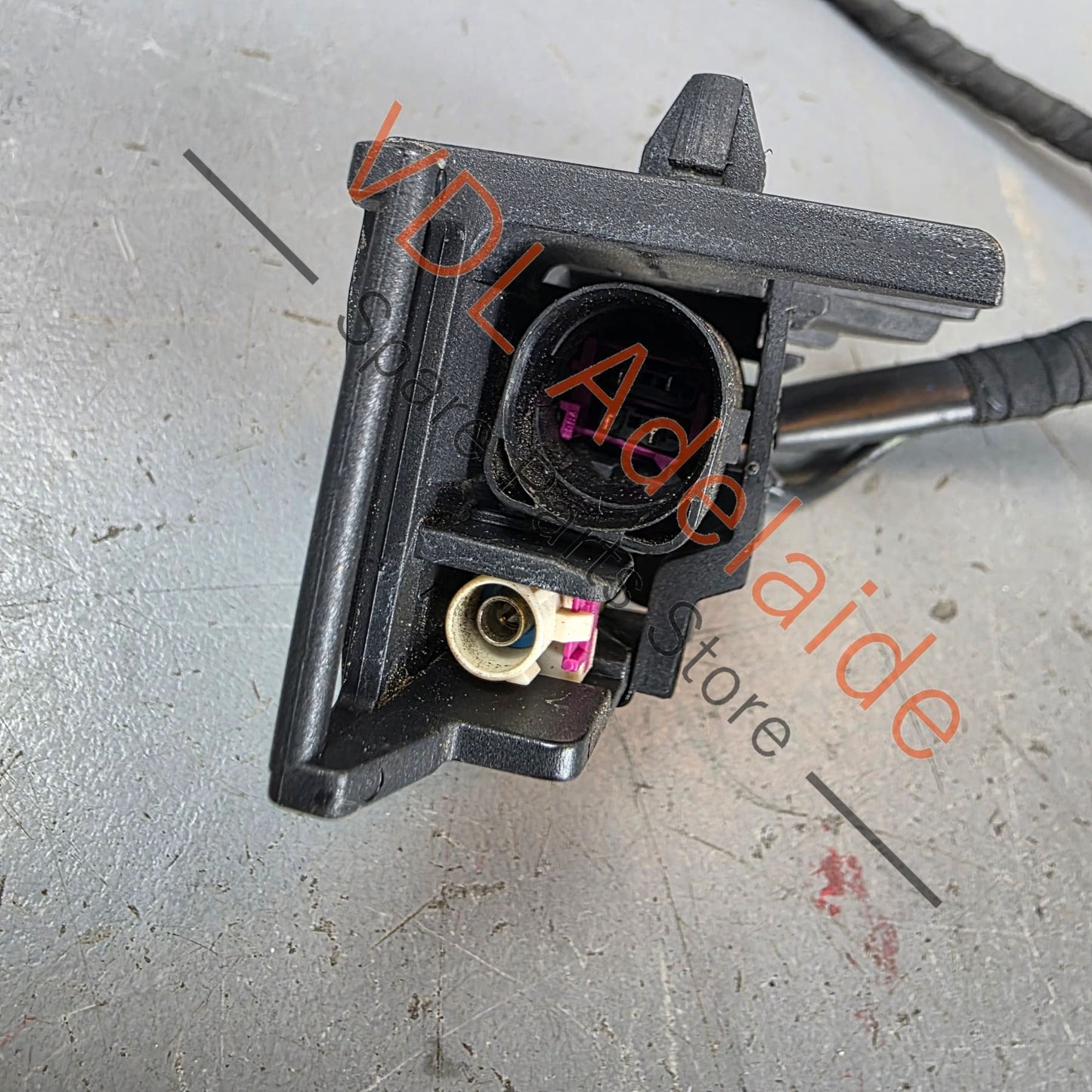 99161289650    Porsche 911 991 Rear Bumper Harness for Reverse Camera 99161289650