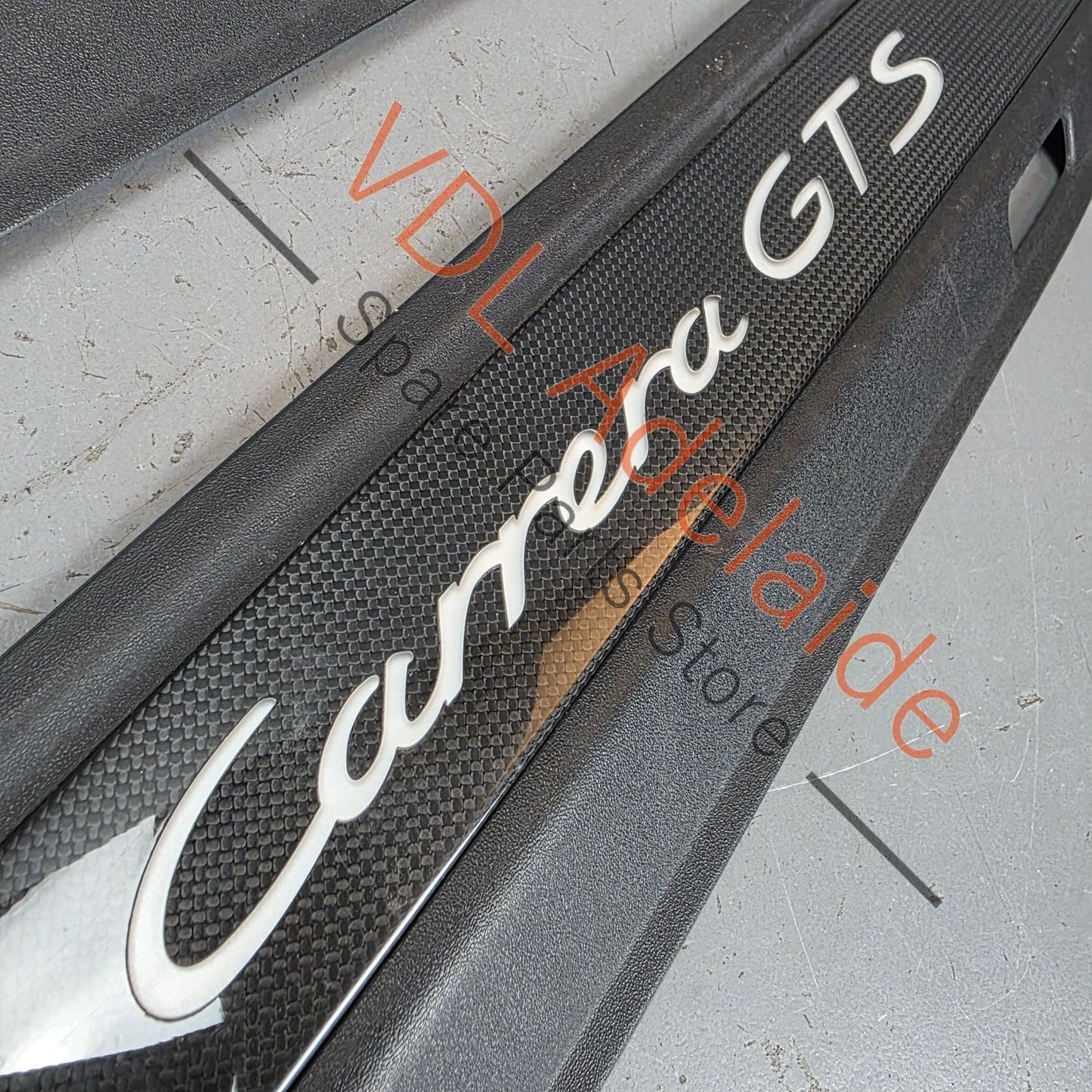 991555981751 991555982751   Porsche 911 991.1 991.2 Illuminated Carbon Sil Trim Strip GTS