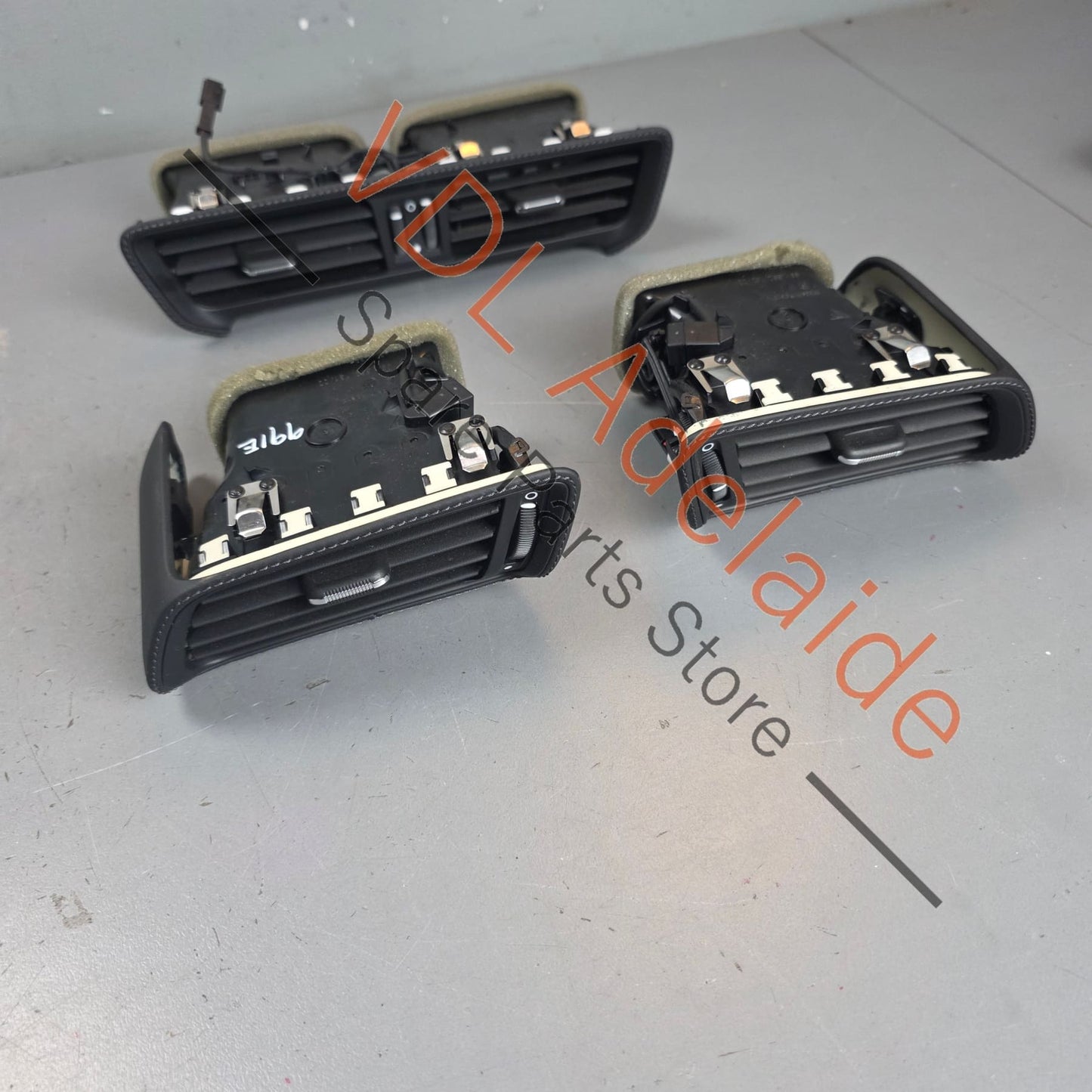 99155214100 99155213100 99155213200  Porsche 911 991 Exclusive Option Set of Air Vents Black Leather with Black Stitching