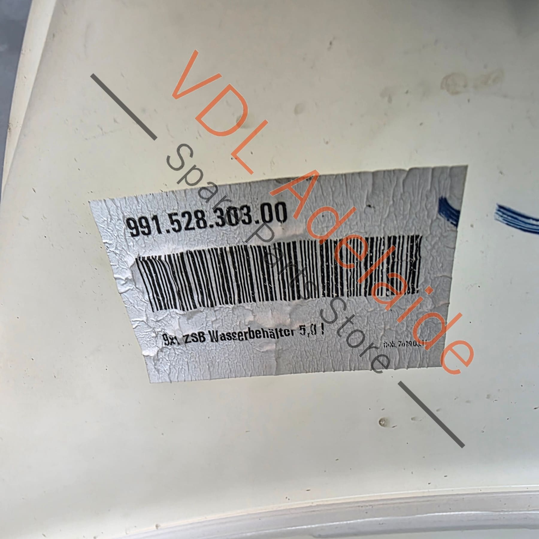 99152870301    Porsche 911 Windscreen Washer Bottle Tank 99152870301