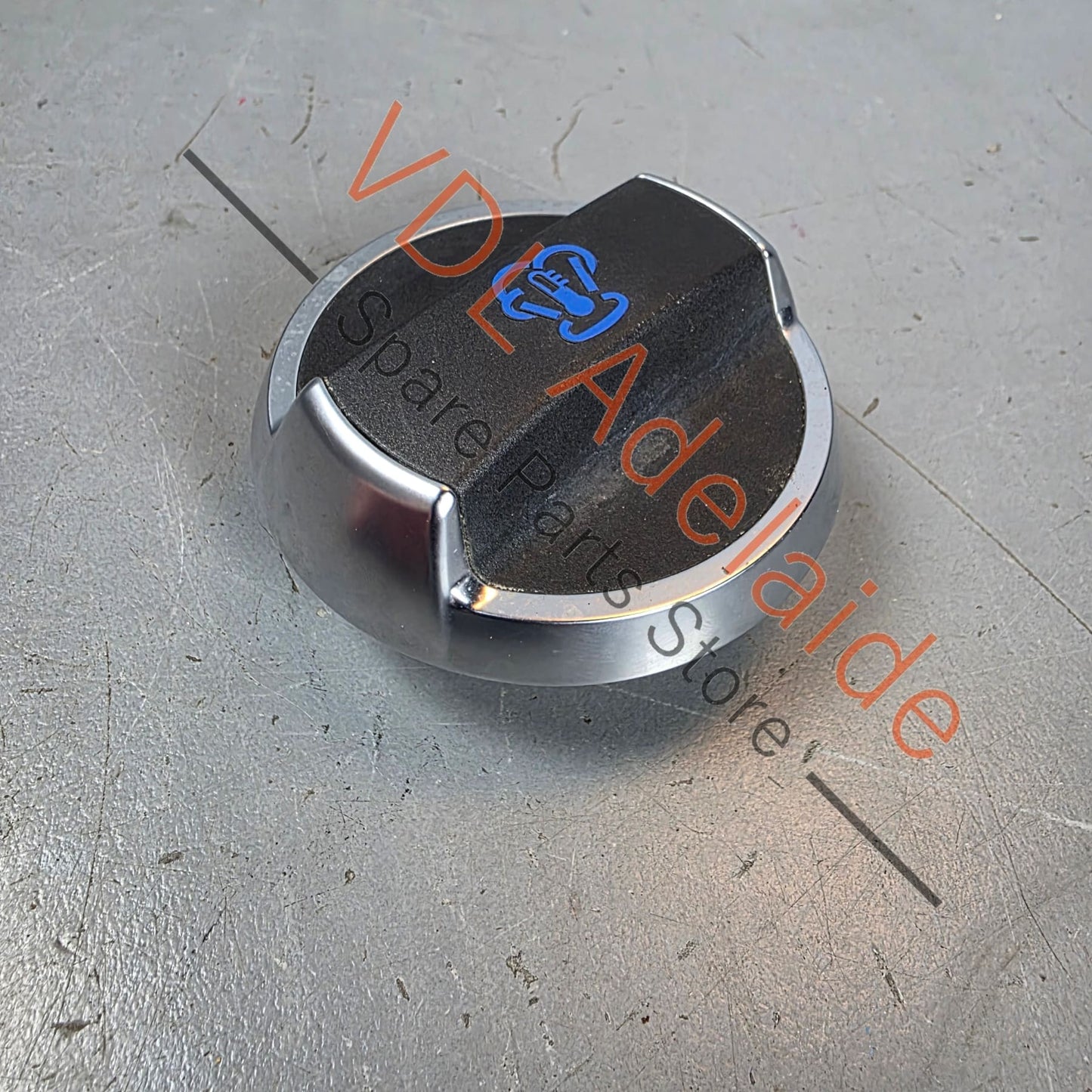 99110645702    Porsche 911 Coolant Radiator Cap 99110645702