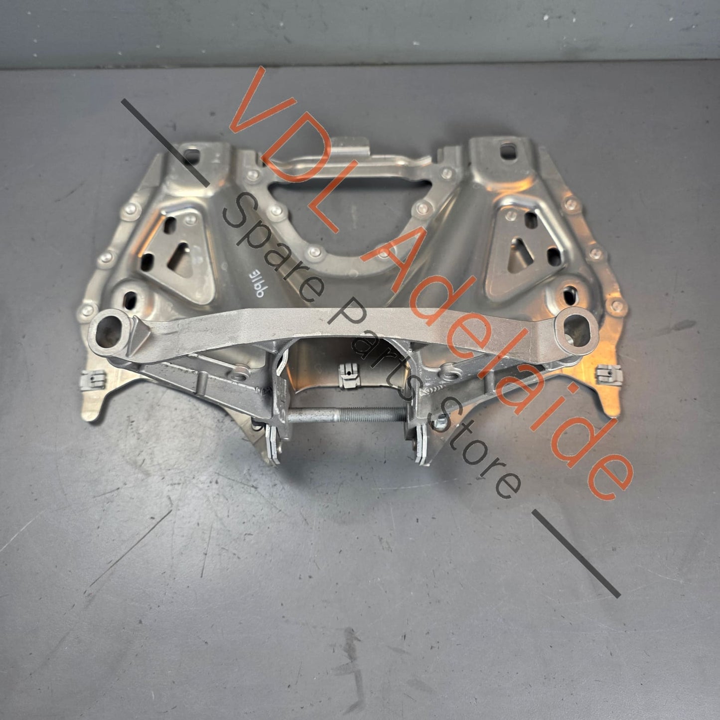 991375114 99137511403 99137503904  Porsche 911 991 Gearbox Mounting Bracket Crossmember 99137511403 99137503904