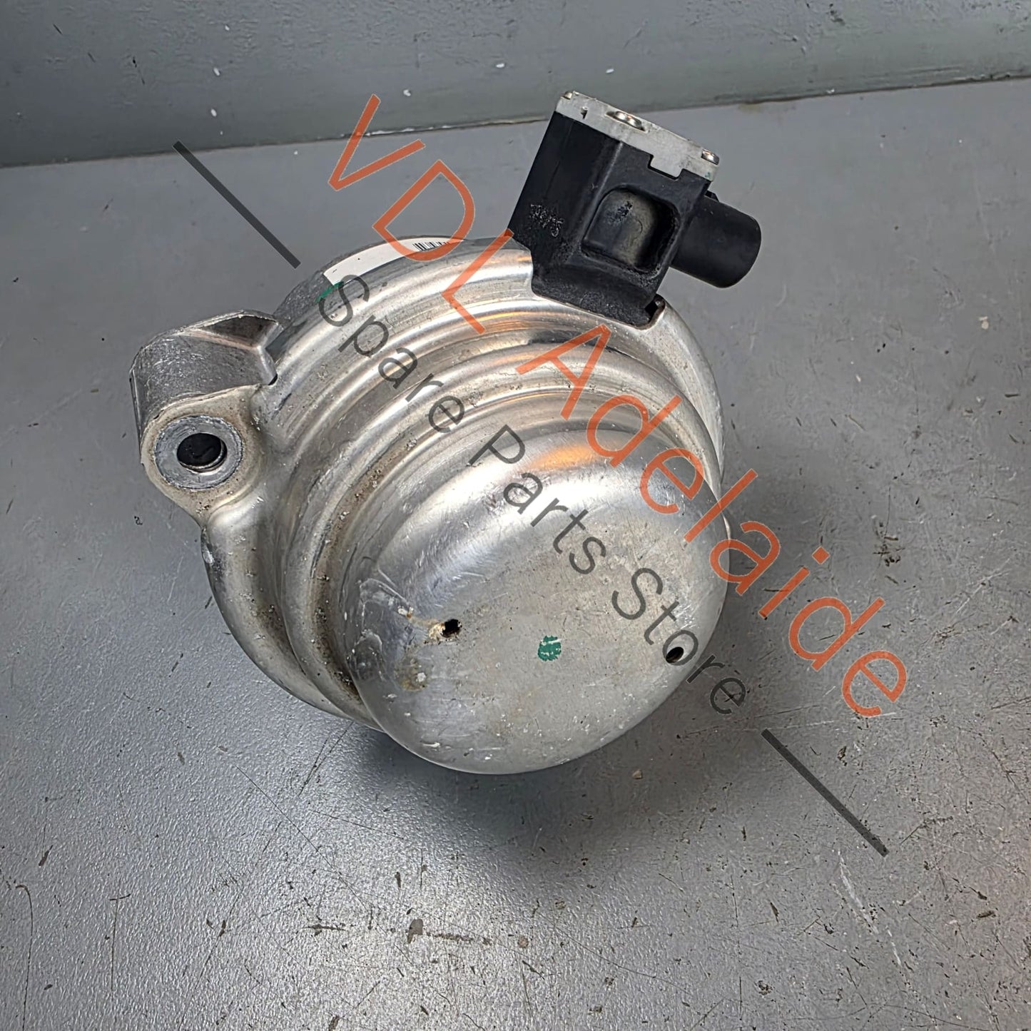 99137505911    Porsche 911 991 Hydro Mounting Engine Mount 99137505911