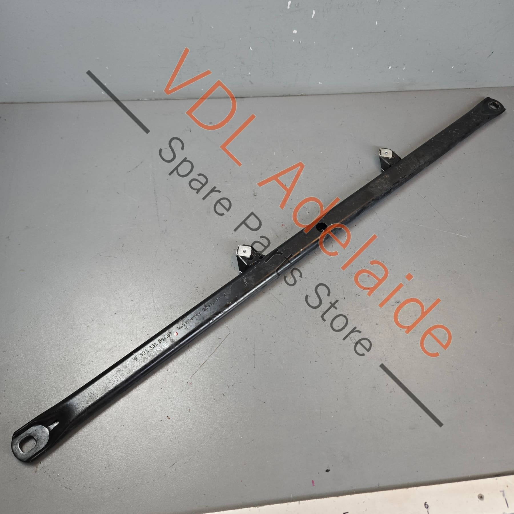 99133108207    Porsche 911 991 Coupe Rear Suspension Cross Brace Right 99133108207