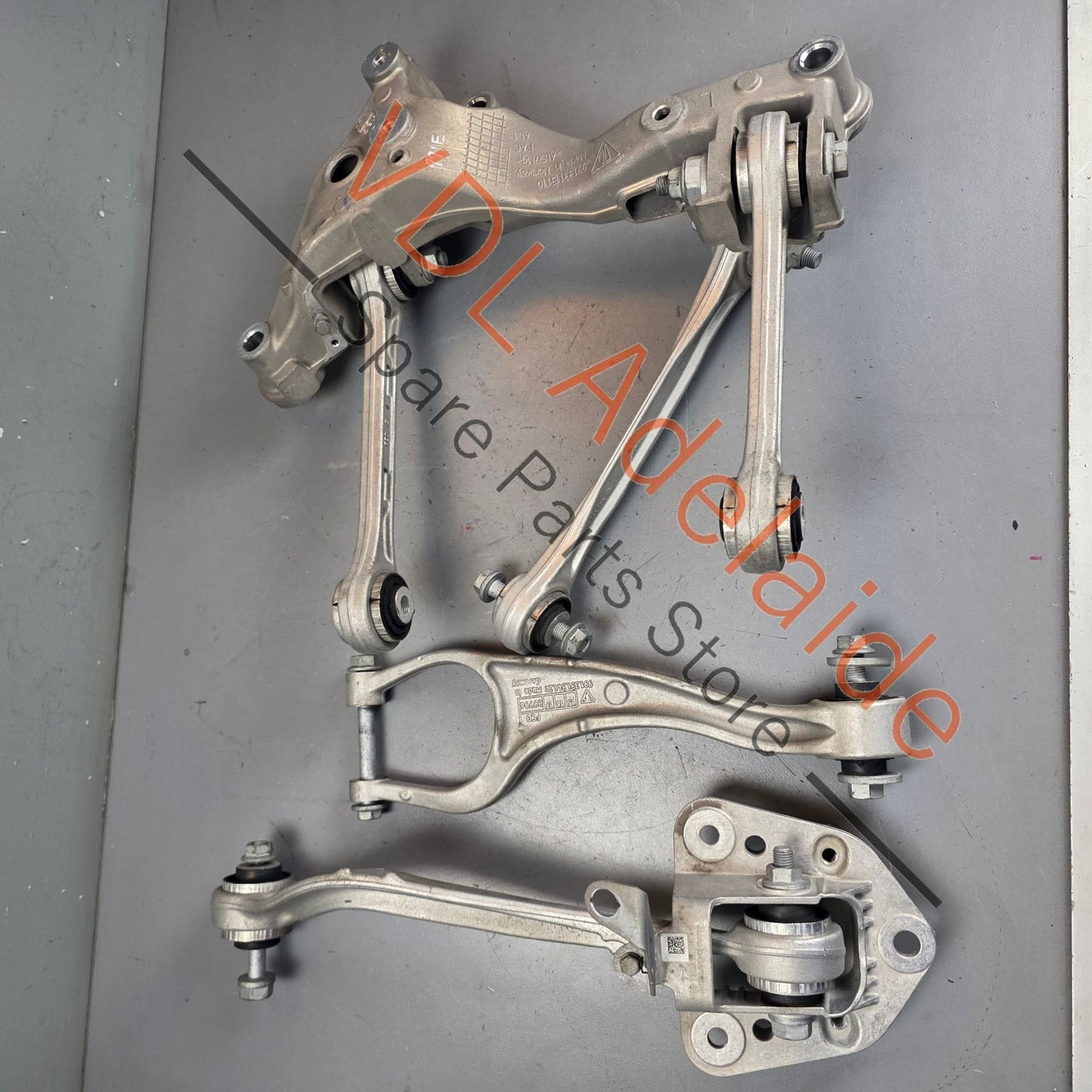 99133115111 9P1505223B 99133105321 99133104703 Porsche 911 991 Right Left Suspension Arm Assembly Upper & Lower Control Arms