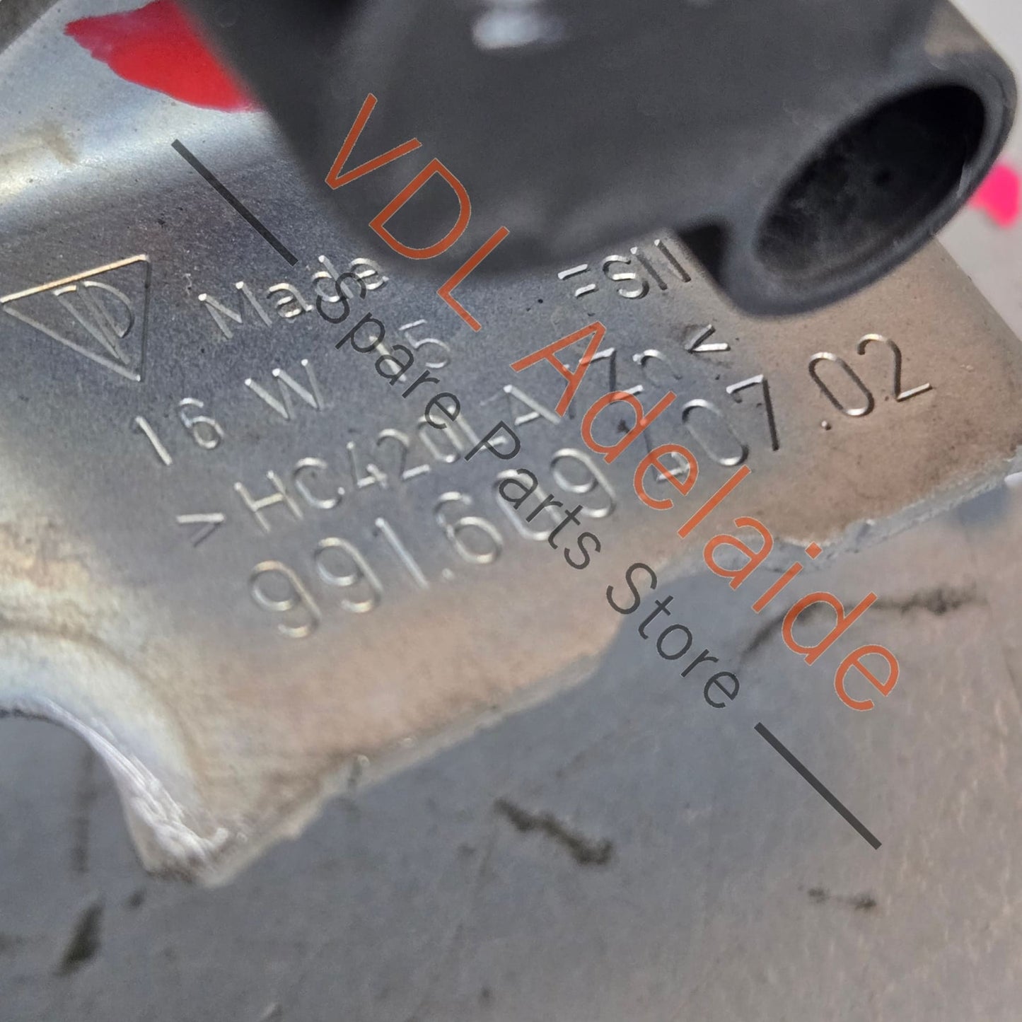 99160940702 99133302104   Porsche 911 Left Rear Suspension Level Sensor 99160940702 99133302104