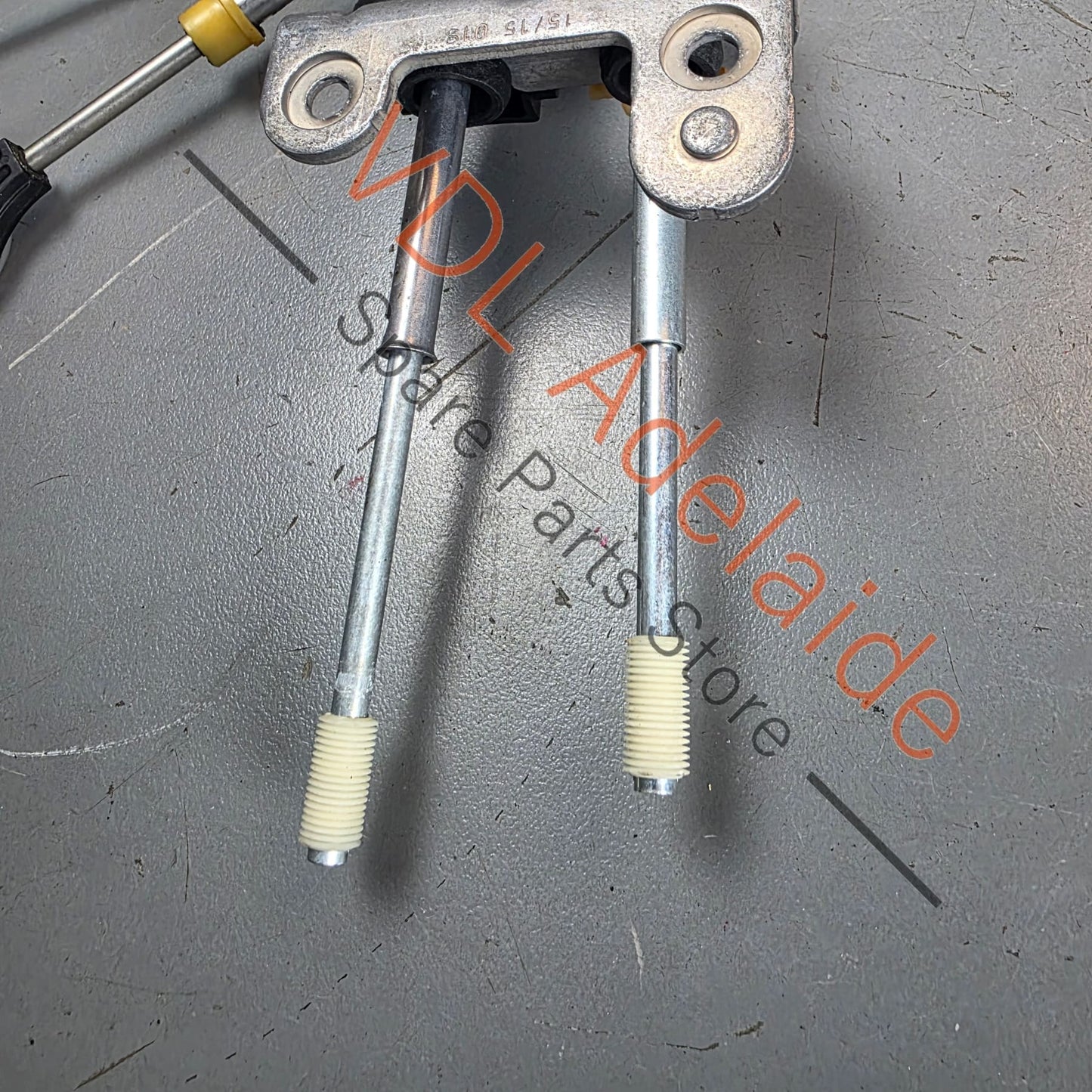 99142404100 992711007A   Porsche 911 Manual Gear Shifter Cable 992711007A 99142404100