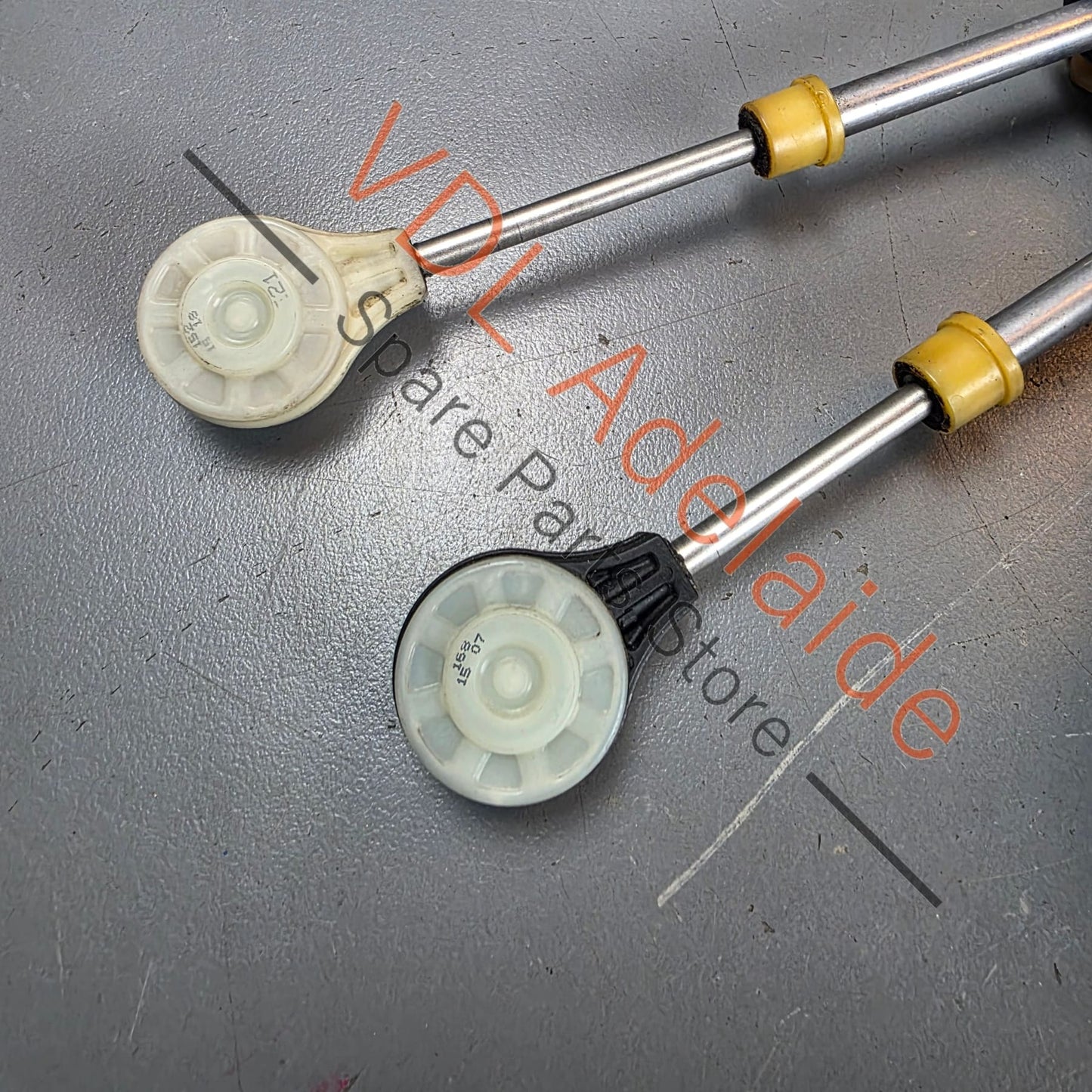 99142404100 992711007A   Porsche 911 Manual Gear Shifter Cable 992711007A 99142404100
