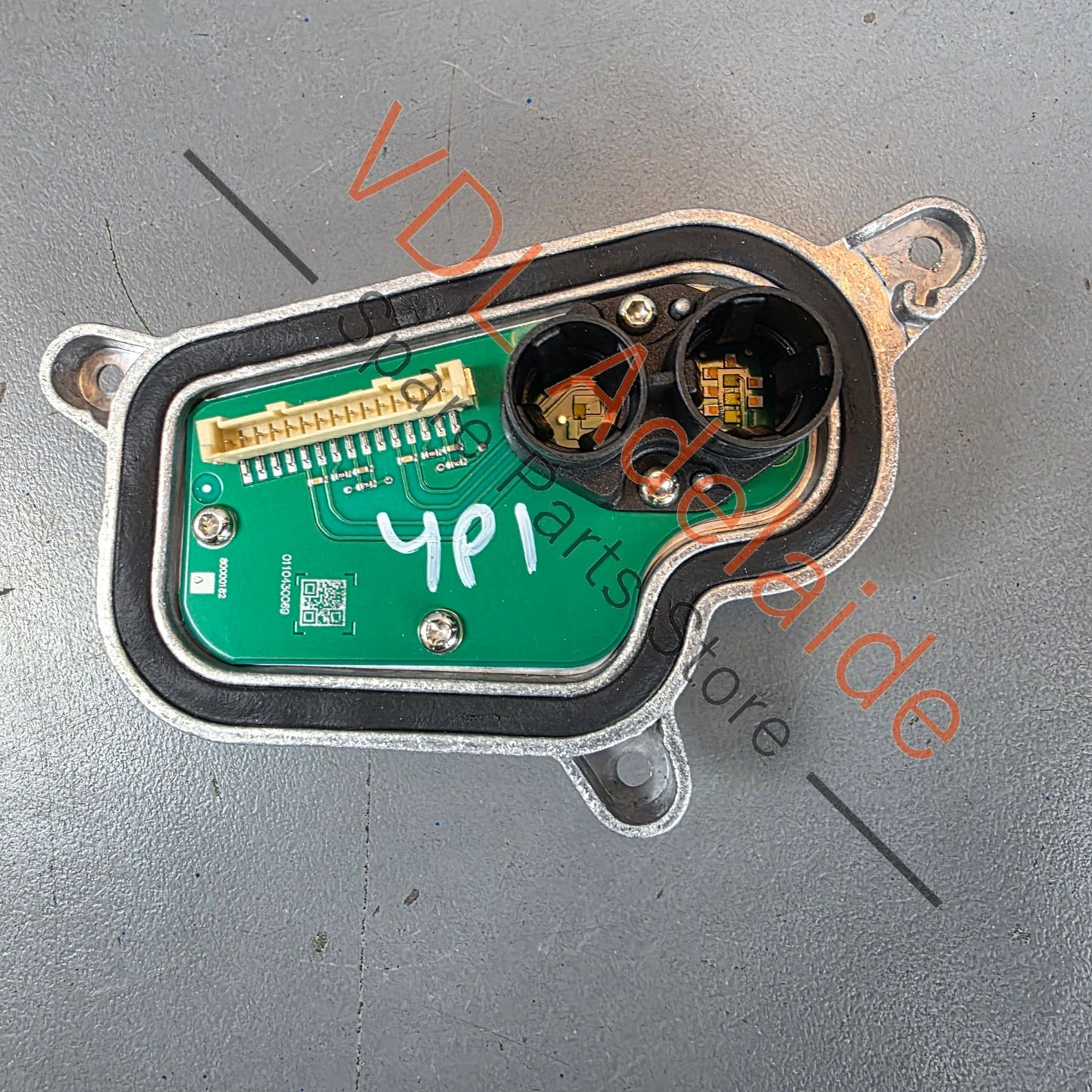 8W6998473A 1420000116  8W6998473A 1420000116 LED Turn Signal/DayTime DRL LED Headlight LEFT Module for 2016-2020 Audi A5 S5 RS5