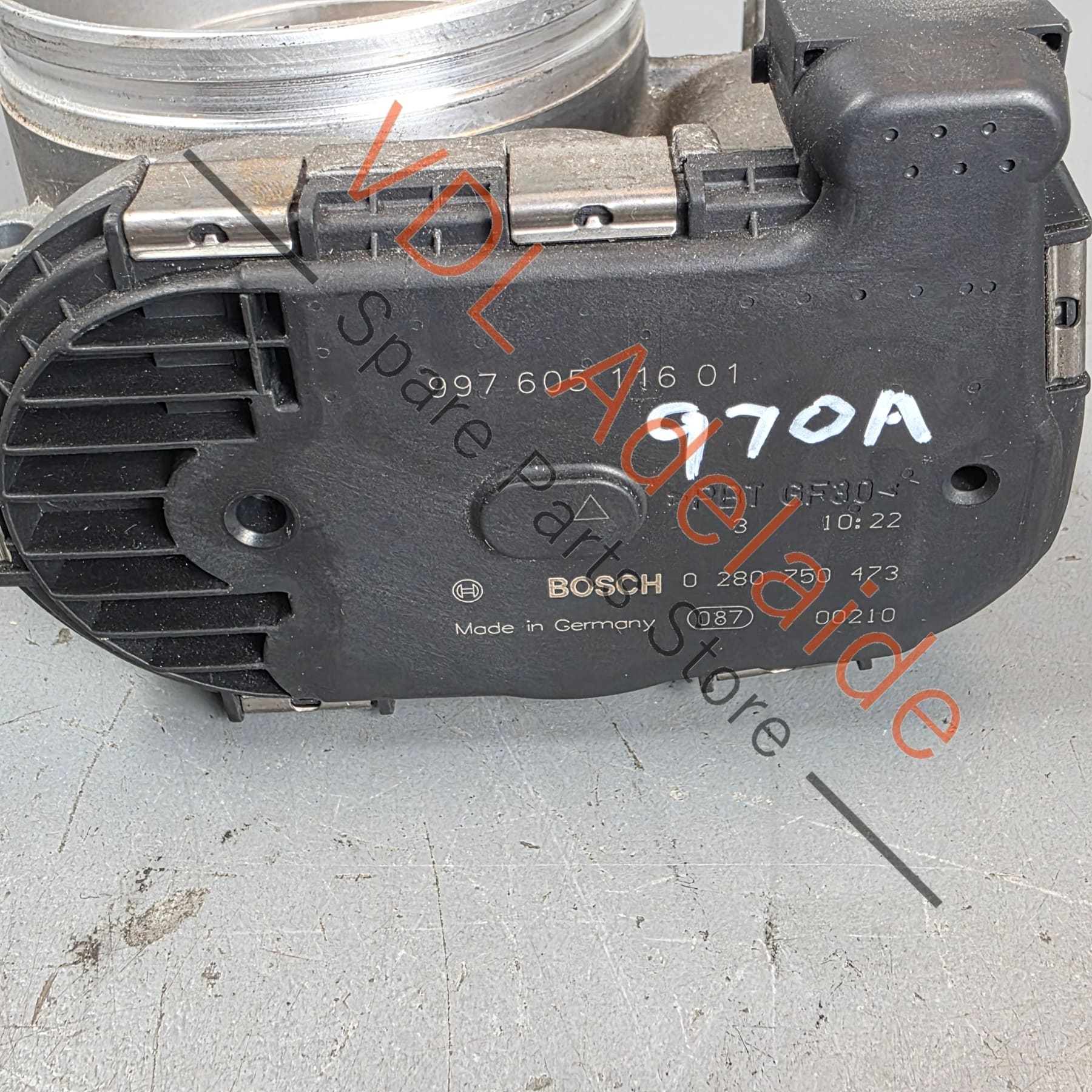 99760511601   99760511601 OEM BOSCH Engine Throttle For Porsche Cayenne Panamera 911 997 991