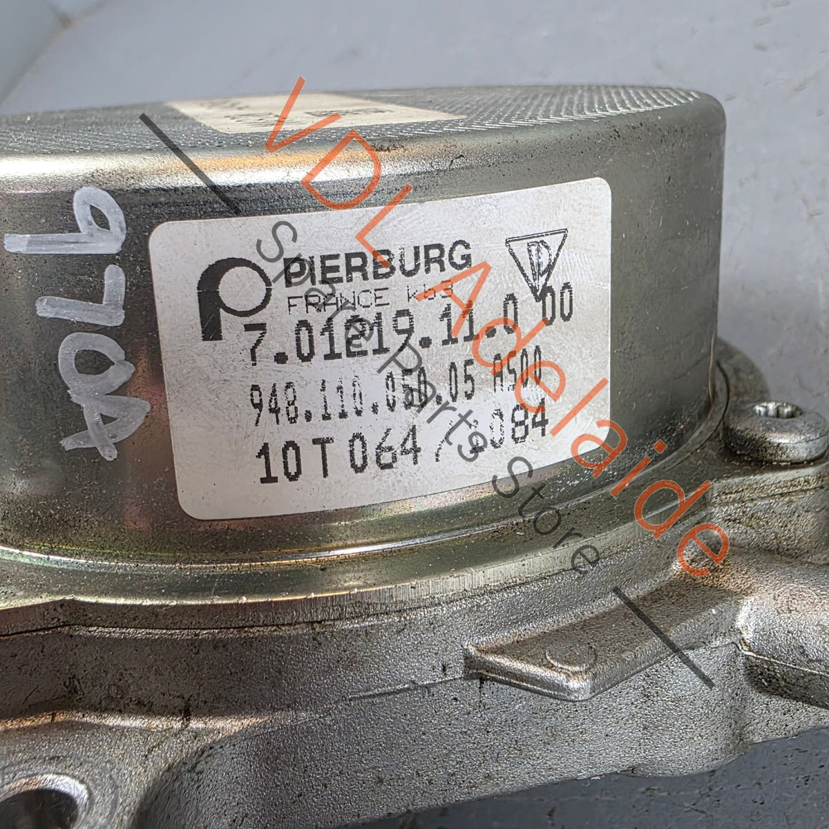 94811005005   Porsche Genuine Vacuum Pump 94811005008