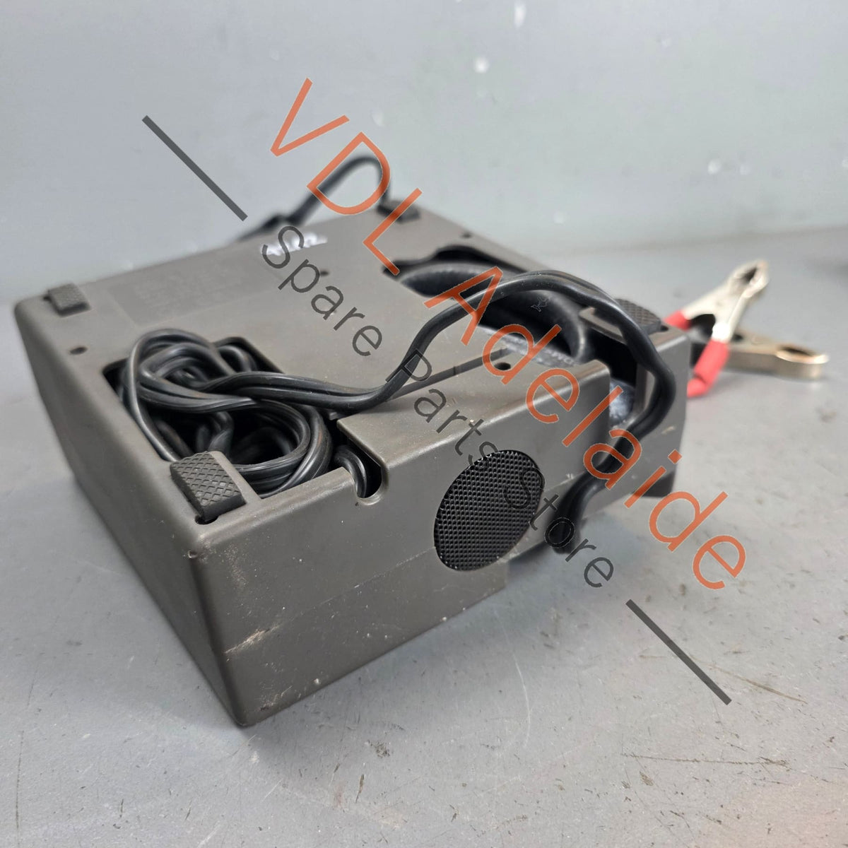 958012617 7L0012617B  Porsche Audi VW Emergency Tyre Pump Air Compressor 958012617 7L0012617B
