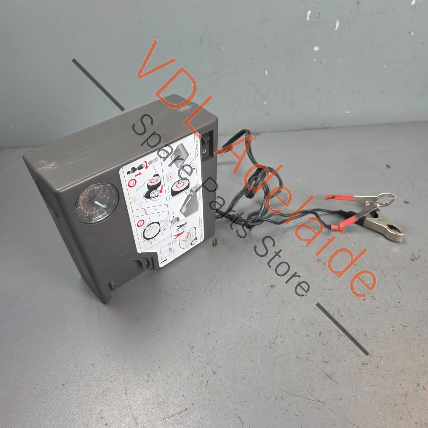 958012617 7L0012617B  Porsche Audi VW Emergency Tyre Pump Air Compressor 958012617 7L0012617B
