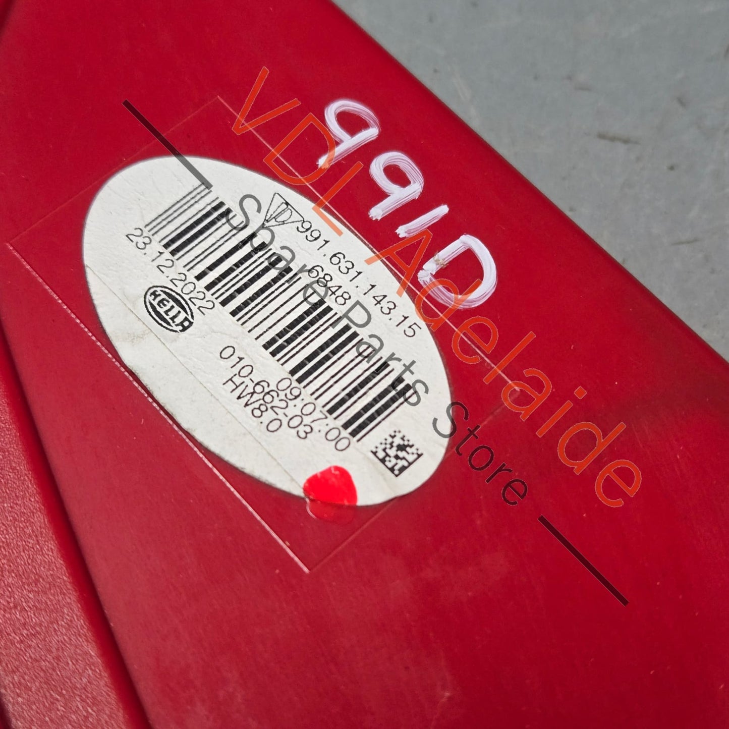 99163114316 99163114315  Porsche 911 991.1 Rear Left Tail Light 99163114316 Genuine OEM