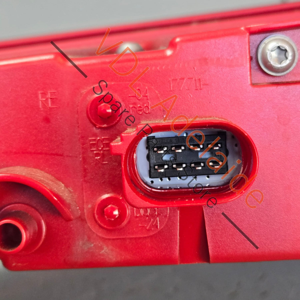 99163114416 99163114415  Porsche 911 991.1 Rear Right Tail Light 99163114416 Genuine OEM