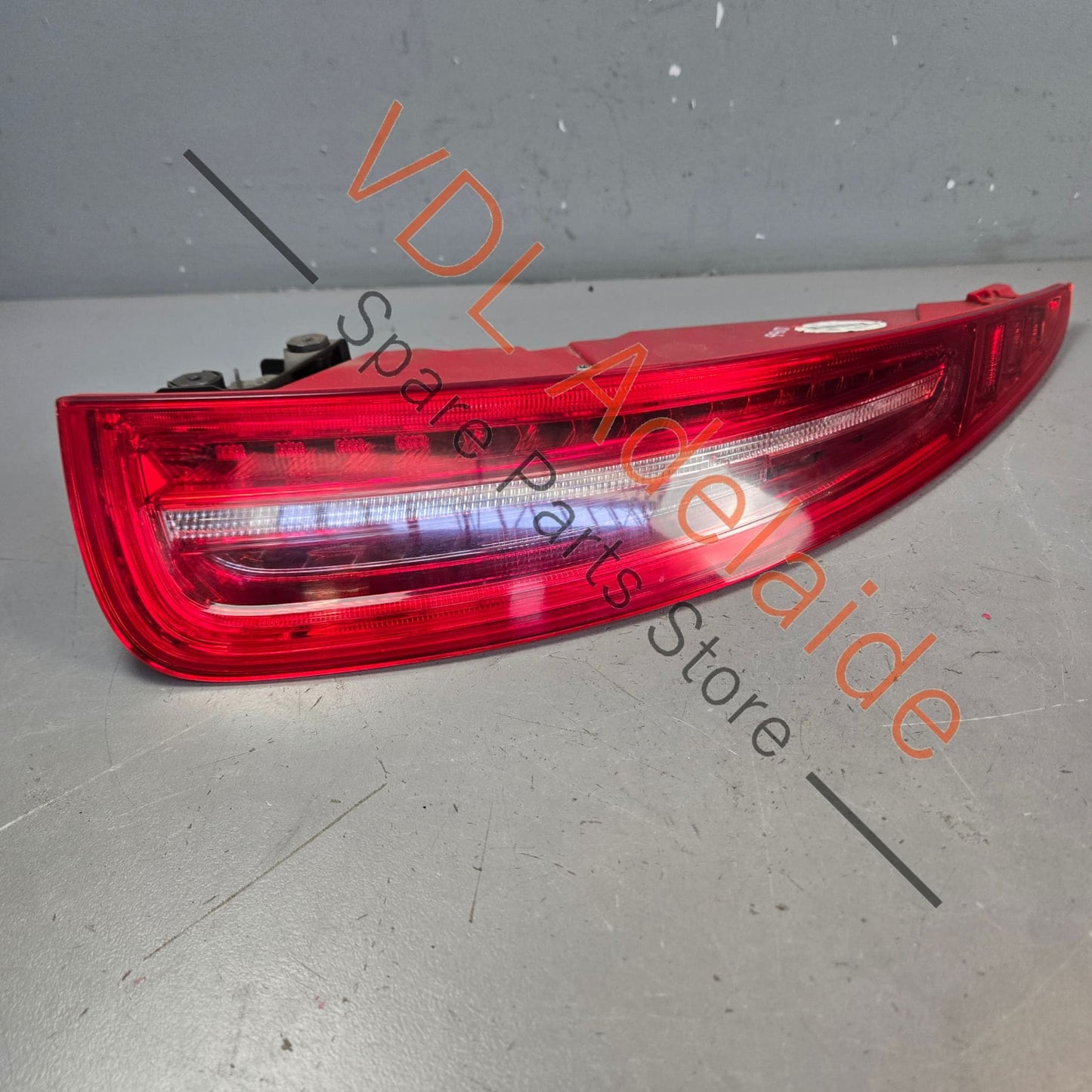 99163114416 99163114415  Porsche 911 991.1 Rear Right Tail Light 99163114416 Genuine OEM