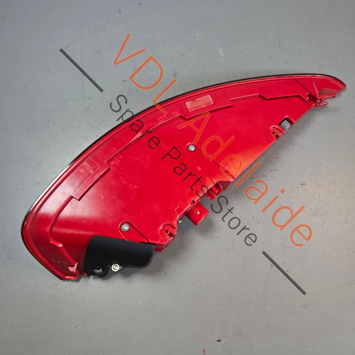 99163114416 99163114415  Porsche 911 991.1 Rear Right Tail Light 99163114416 Genuine OEM