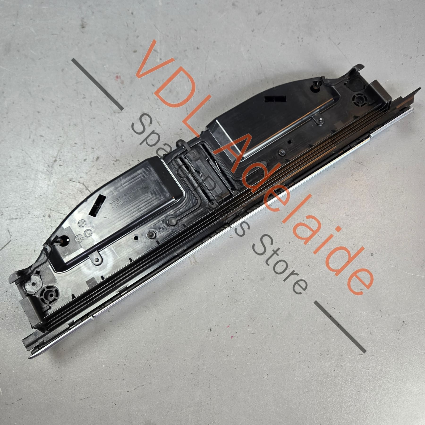 99155219301 99155219301V08 99155219305 Porsche 911 991 Drinks Cup Holder 99155219301 99155219305