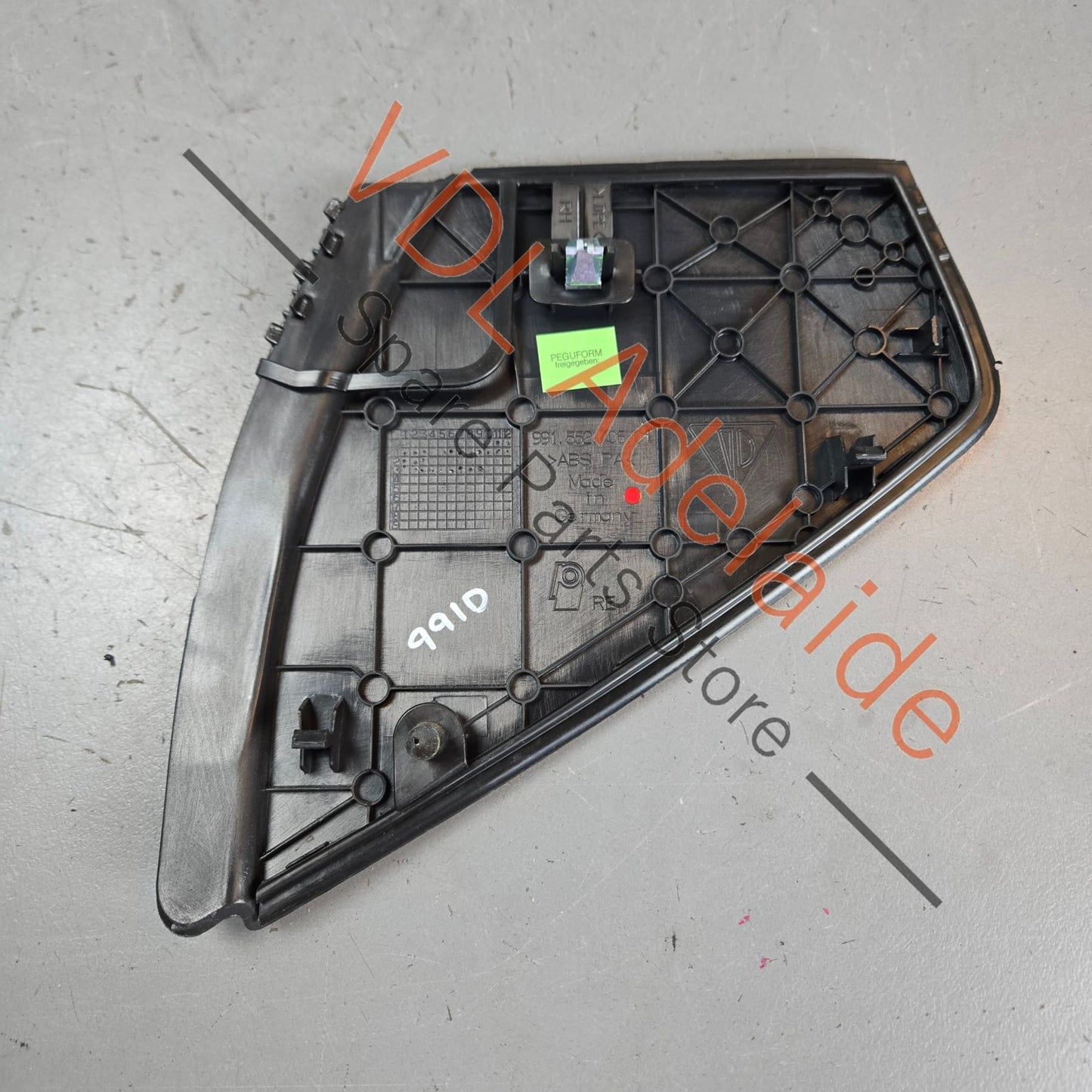 99155240601 99155240602  Porsche 911 991 Right Side Dashboard End Cover Trim 99155240601