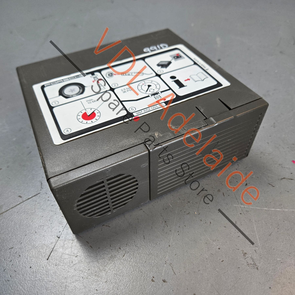 99765205500   Porsche 911 991 12V Emergency Flat Tyre Air Compressor Pump 99765205500