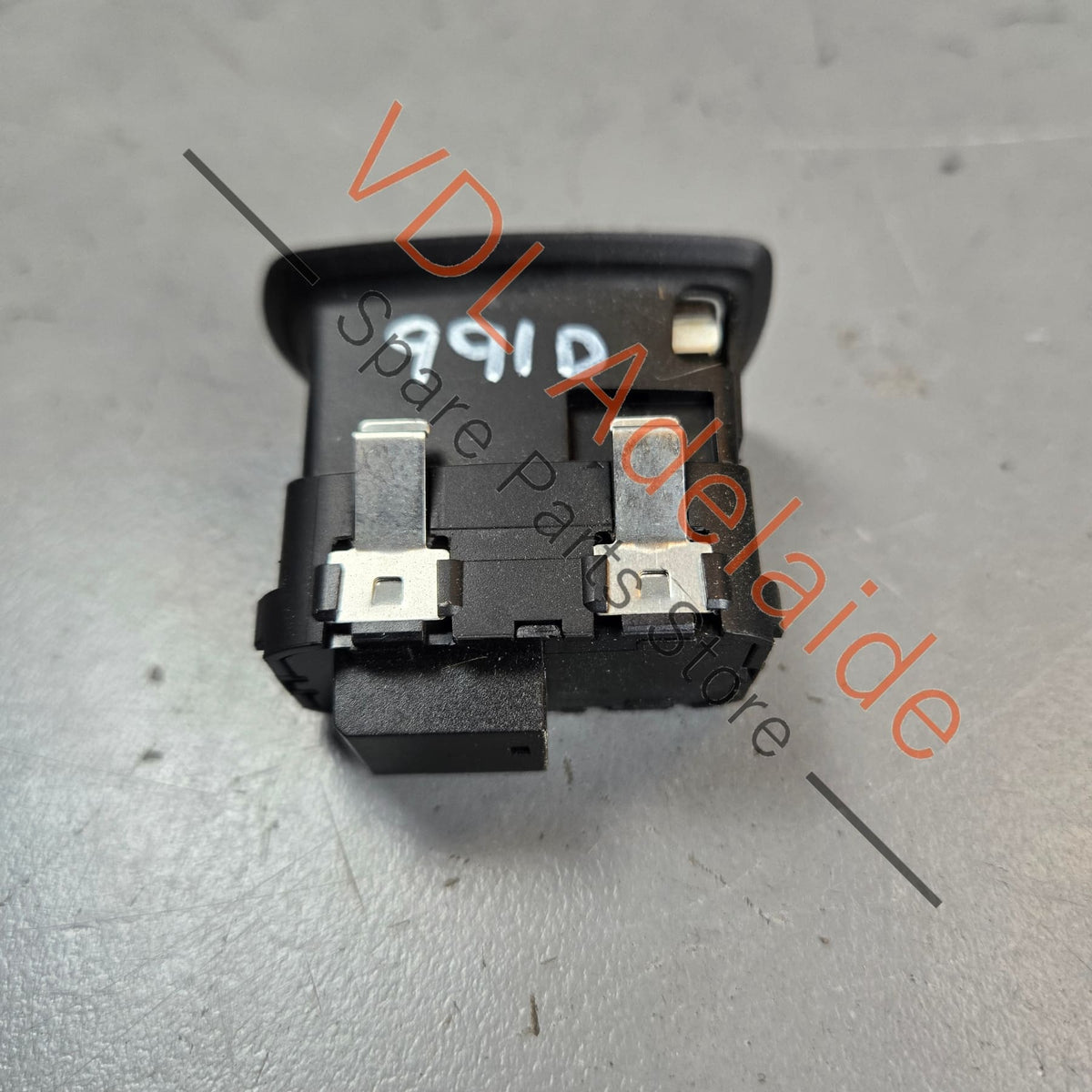 958959855 7PP959855B  Porsche 911 991 Passenger Window Switch 958959855 7PP959855B
