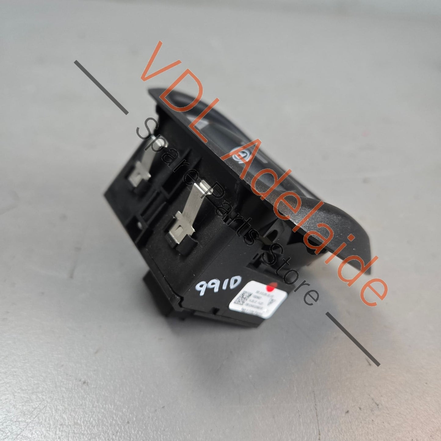 99161325101 99161325100  Porsche 911 991 Park Brake Switch 99161325100 99161325101