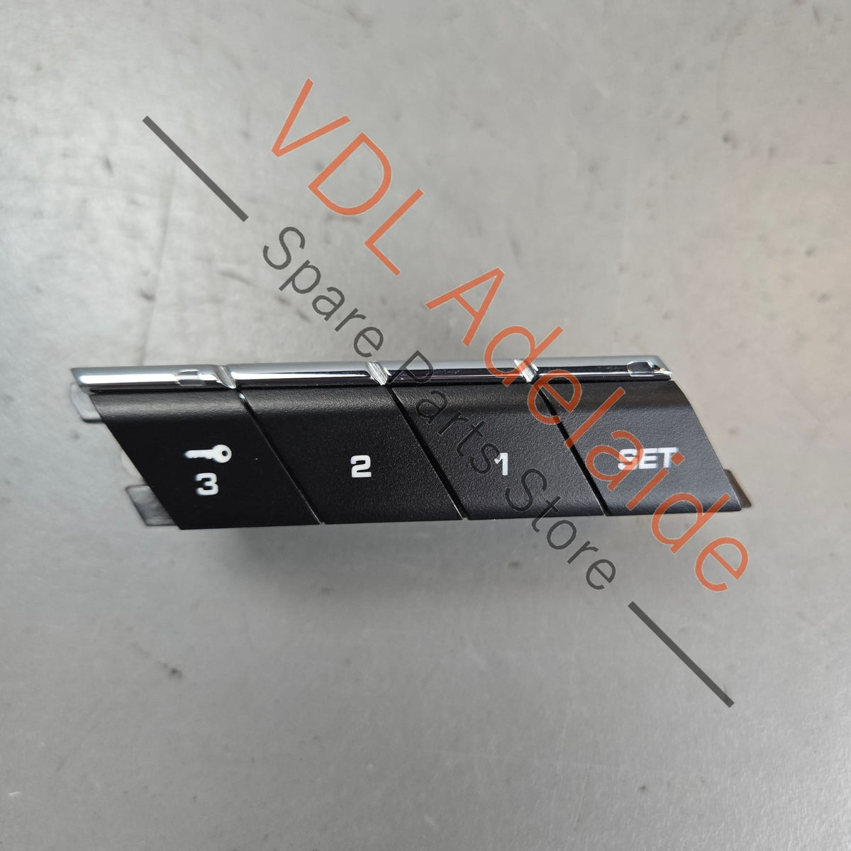 97061310450 97061310451  Porsche 911 991 Memory Seat Switch Right Side Door 97061310451 97061310450