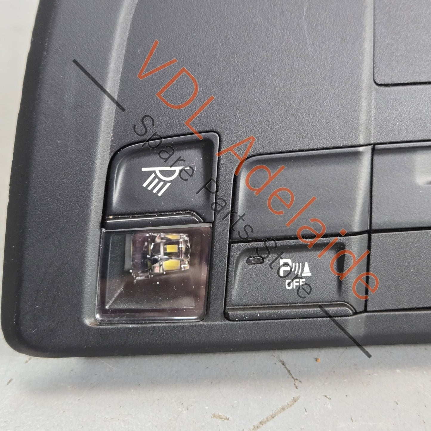 99161313410 99161313404  Porsche 911 991 Overhead Reading Dome Interior Light 99161313404 99161313410