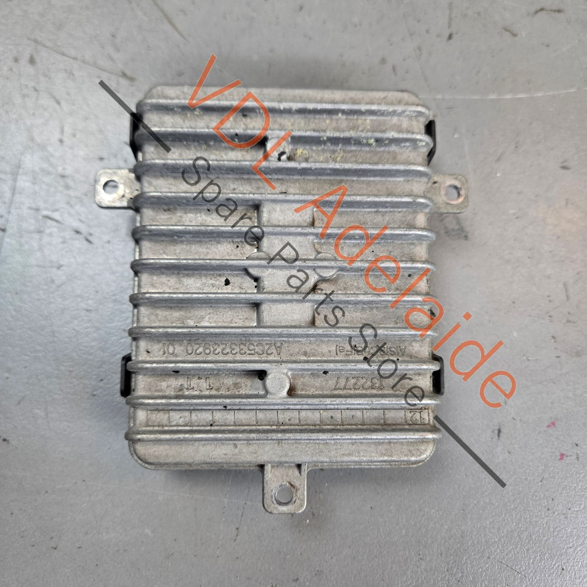 99161832704 99161832718  Porsche 911 Headlight Control Module 99161832704 99161832718