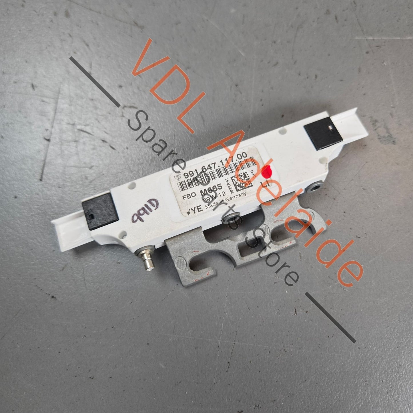 99164711700   Porsche 911 991 Antenna Control Module 99164711700