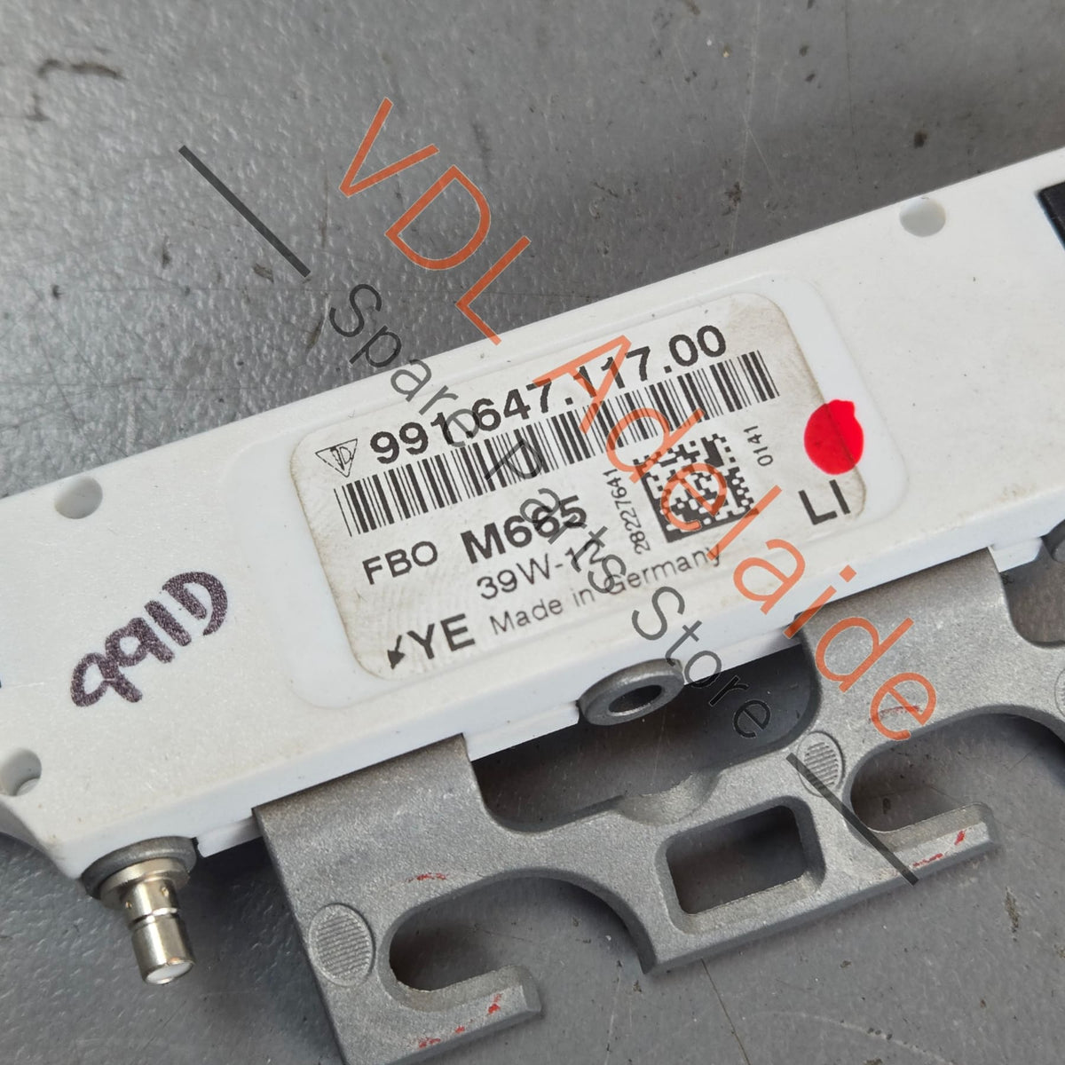 99164711700   Porsche 911 991 Antenna Control Module 99164711700