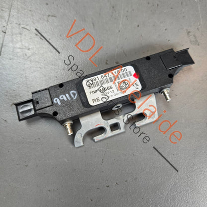 99164711800   Porsche 911 991 Antenna Control Module 99164711800